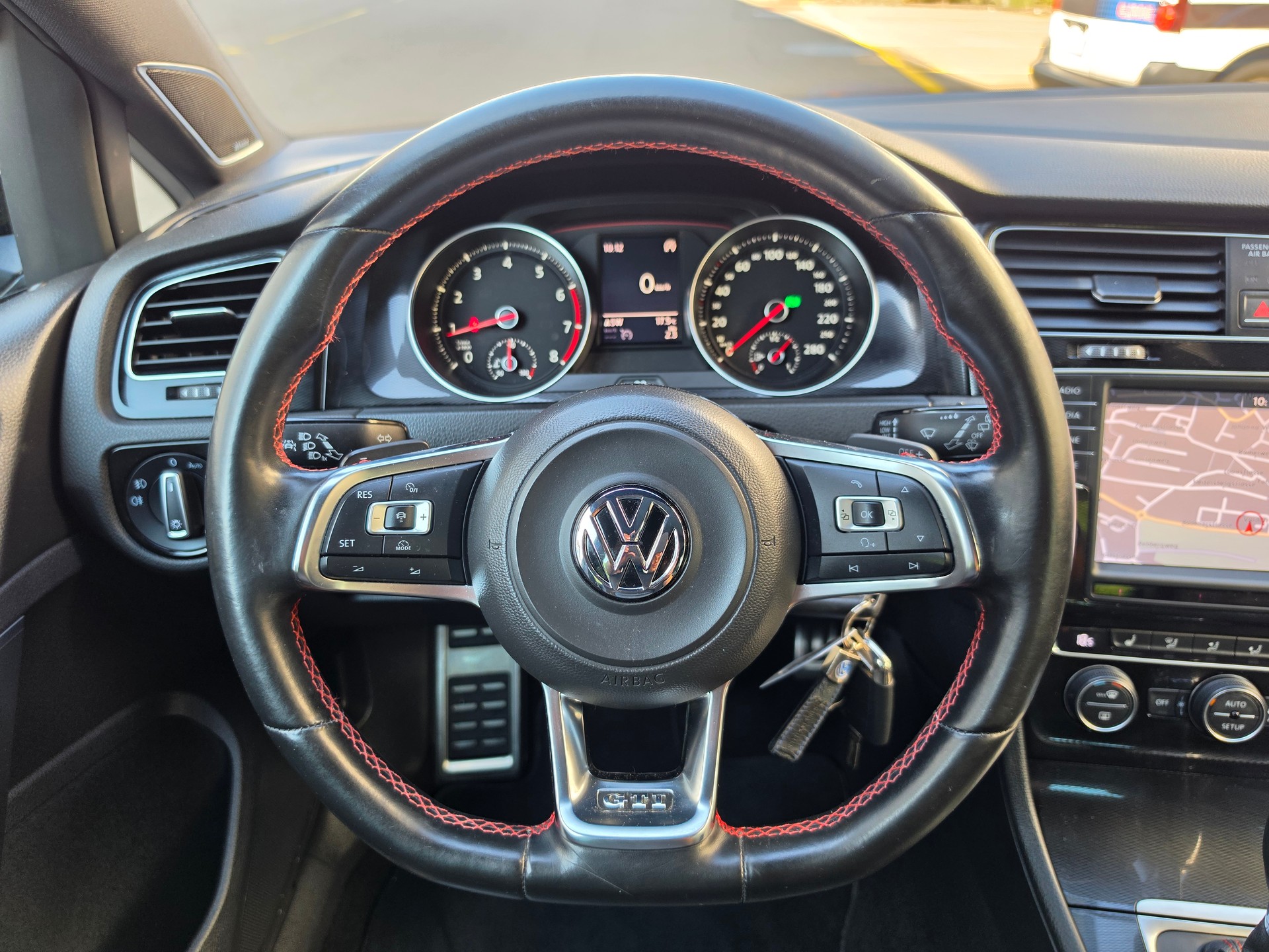 VW Golf 2.0 TSI GTI Performance DSG-image-25