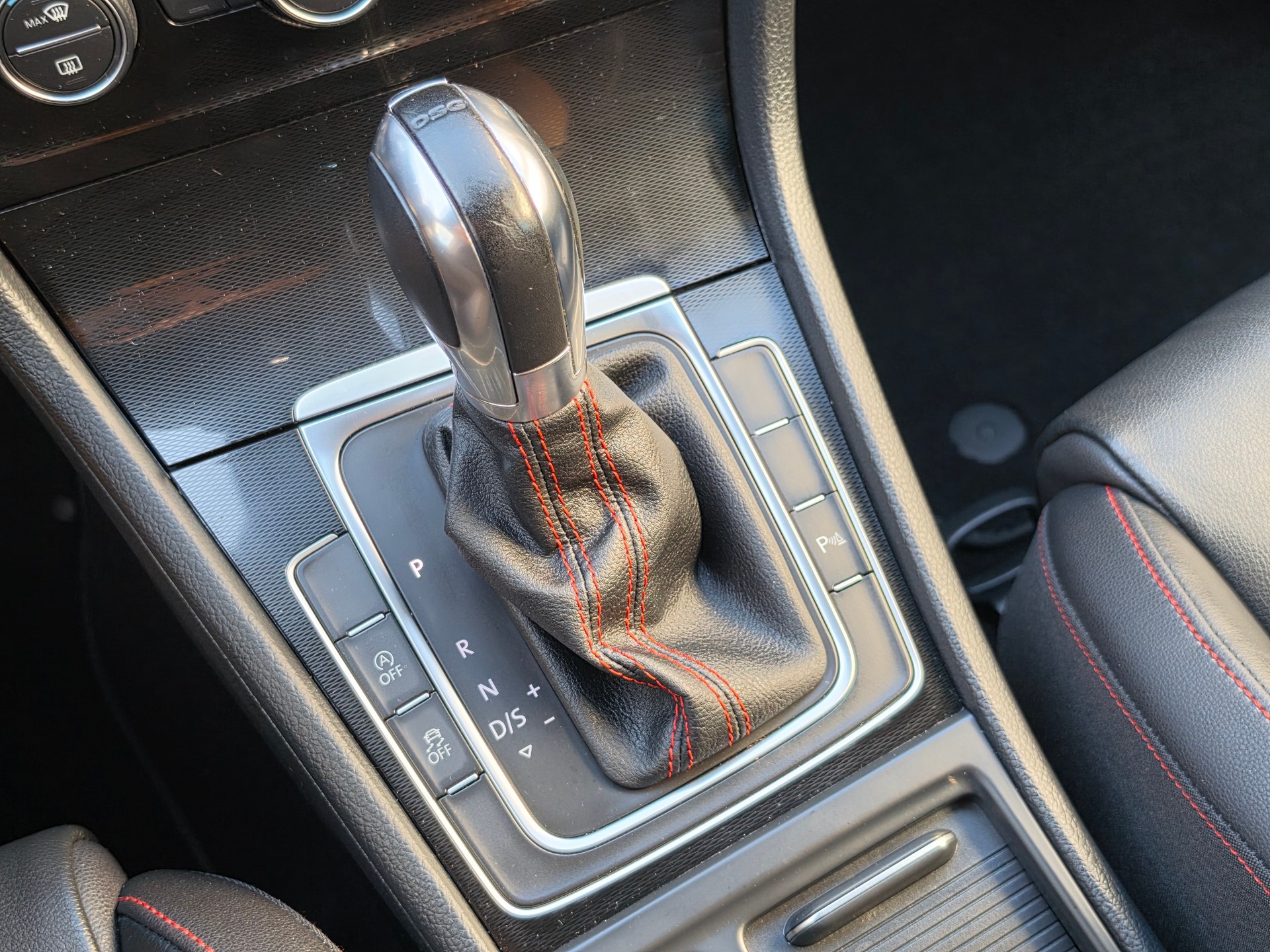 VW Golf 2.0 TSI GTI Performance DSG-image-39