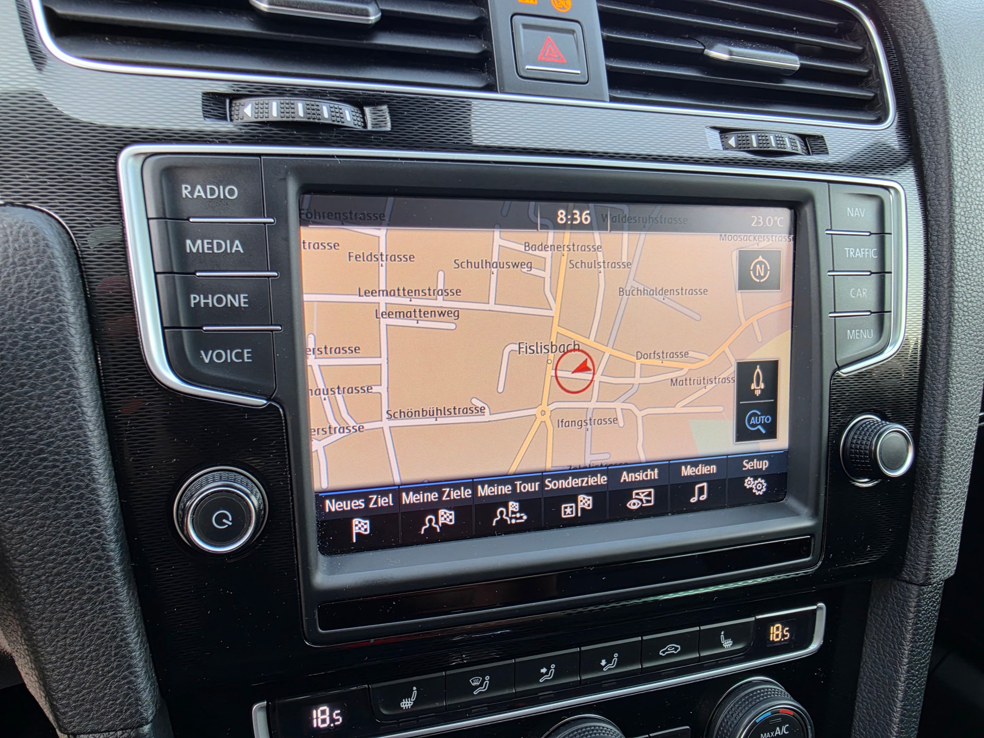 VW Golf 2.0 TSI GTI Performance DSG-image-30