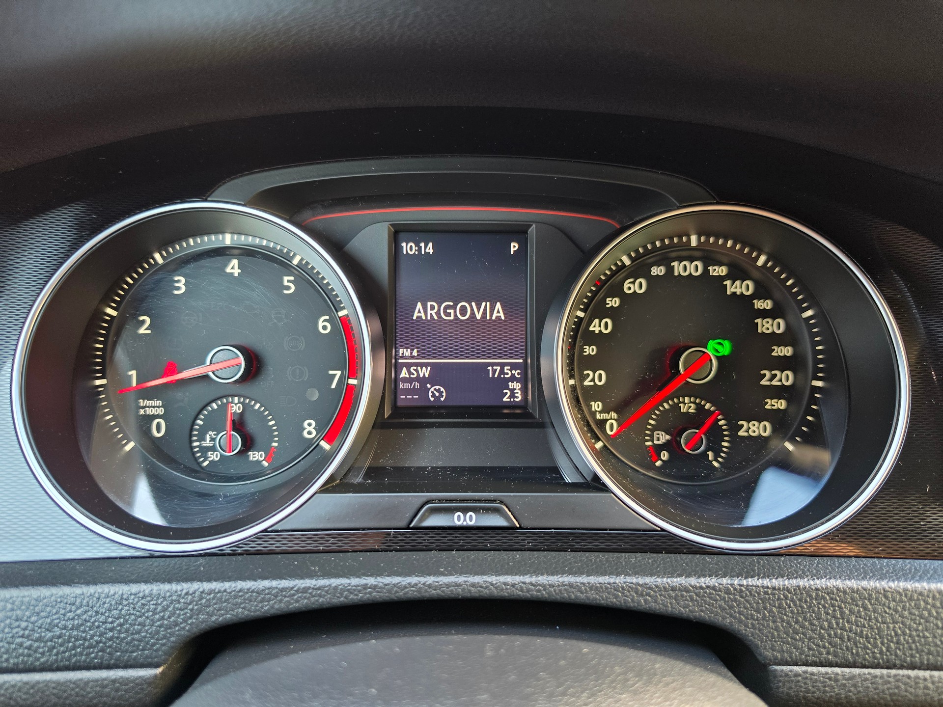 VW Golf 2.0 TSI GTI Performance DSG-image-24