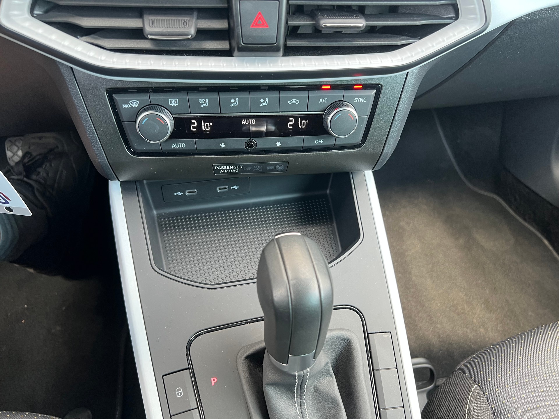 SEAT Arona 1.0 TSI Eco Style DSG-image-28