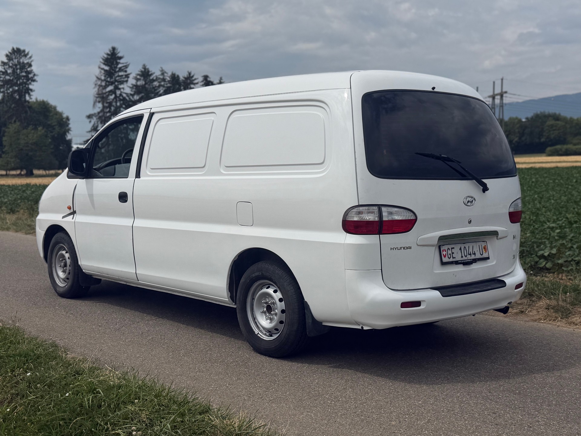 HYUNDAI H-1 Deluxe 2.5TDI-image-7