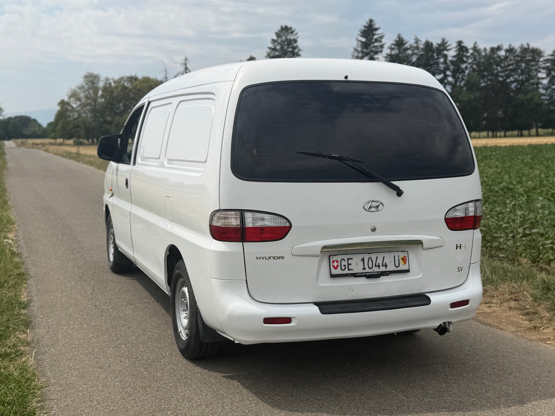 HYUNDAI H-1 Deluxe 2.5TDI-image-6