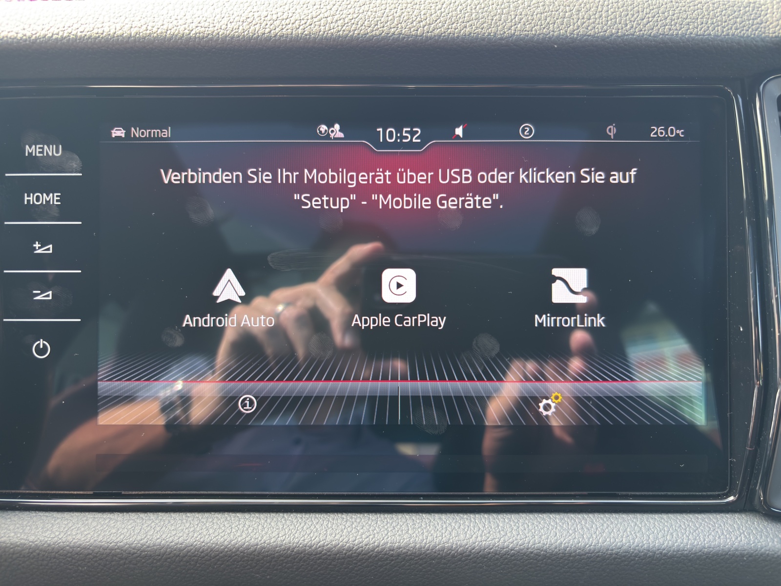 SKODA Kodiaq 2.0 TSI 4x4 RS mit AHK, Standheizung & Panorama-Ausstell-/Schiebedach-image-24