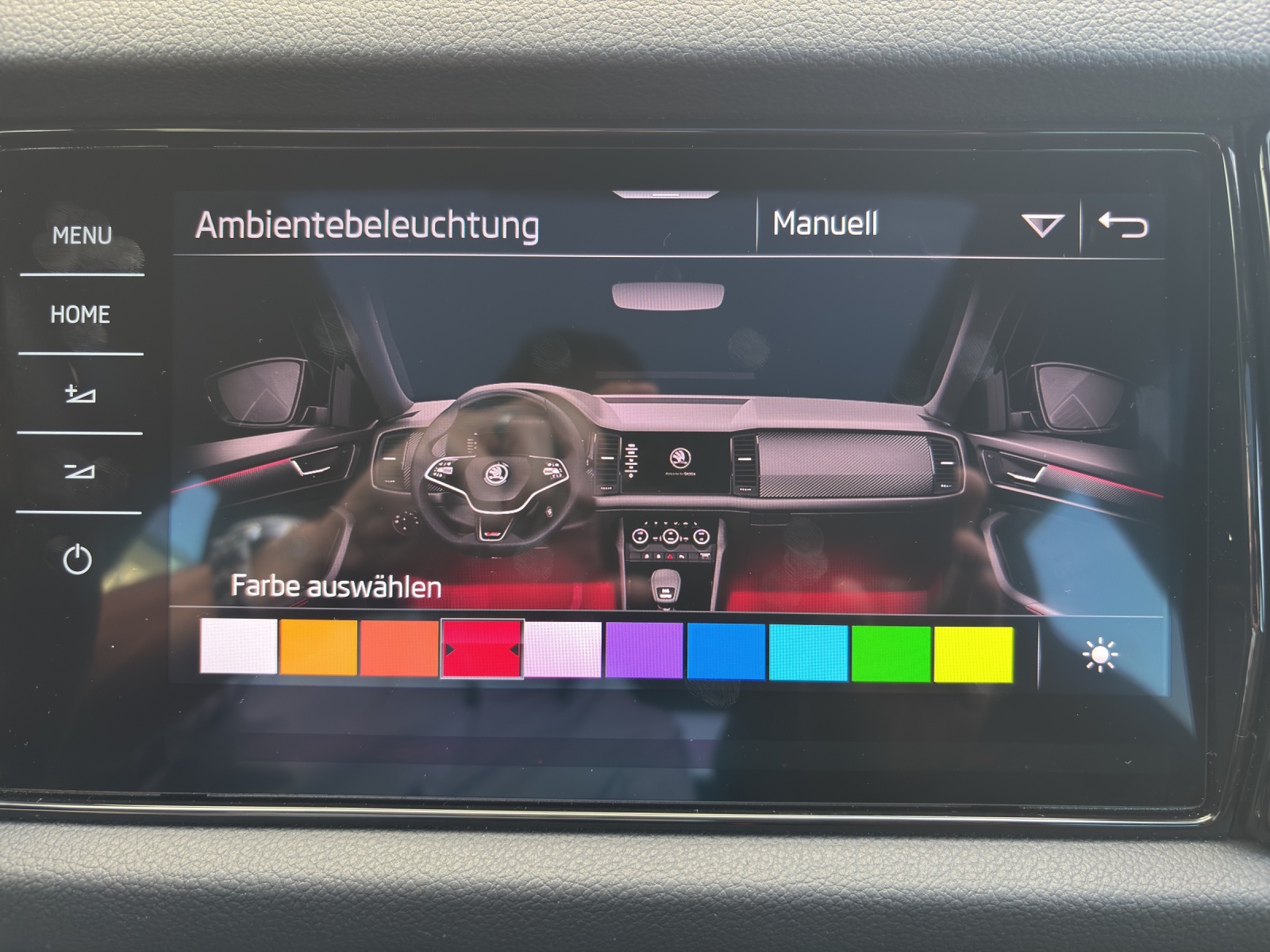 SKODA Kodiaq 2.0 TSI 4x4 RS mit AHK, Standheizung & Panorama-Ausstell-/Schiebedach-image-25
