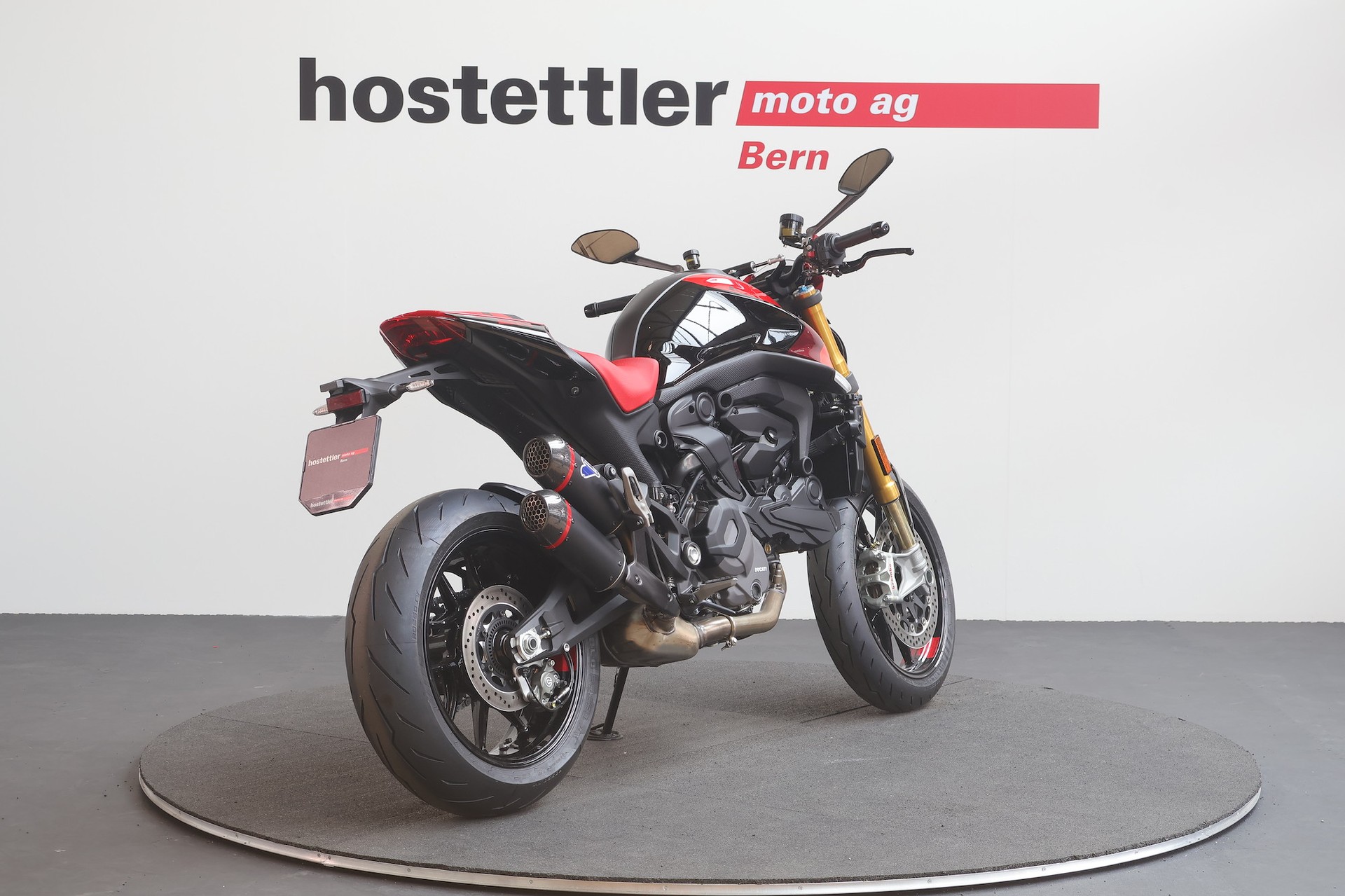 DUCATI Monster SP-showroom-element-2