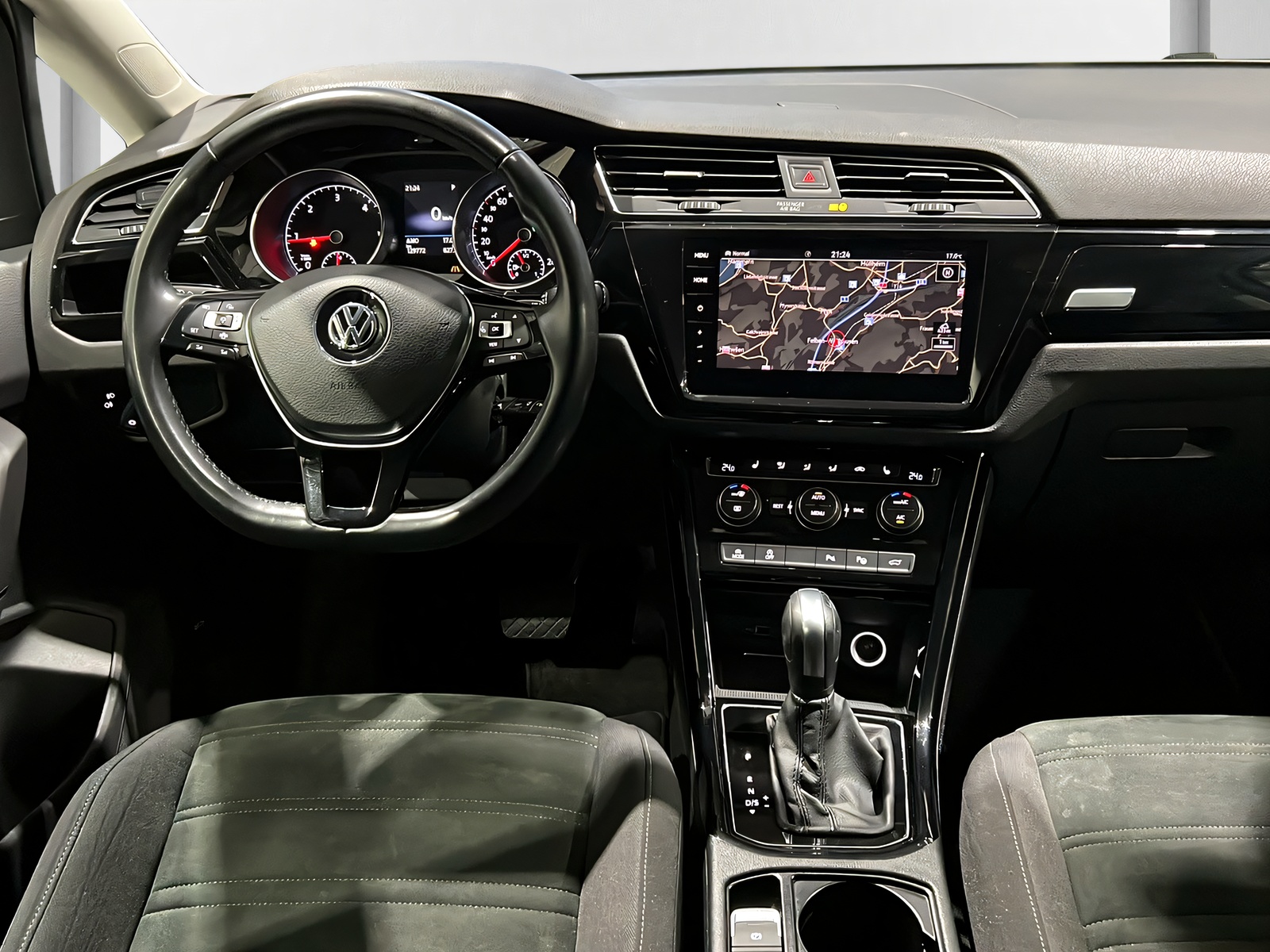 VW Touran 2.0 TDI BlueMotion Technology Comfortline DSG**7-Plätzer,Tempomat ACC,Rückfahrtkam,Frisch ab MFK**-image-6