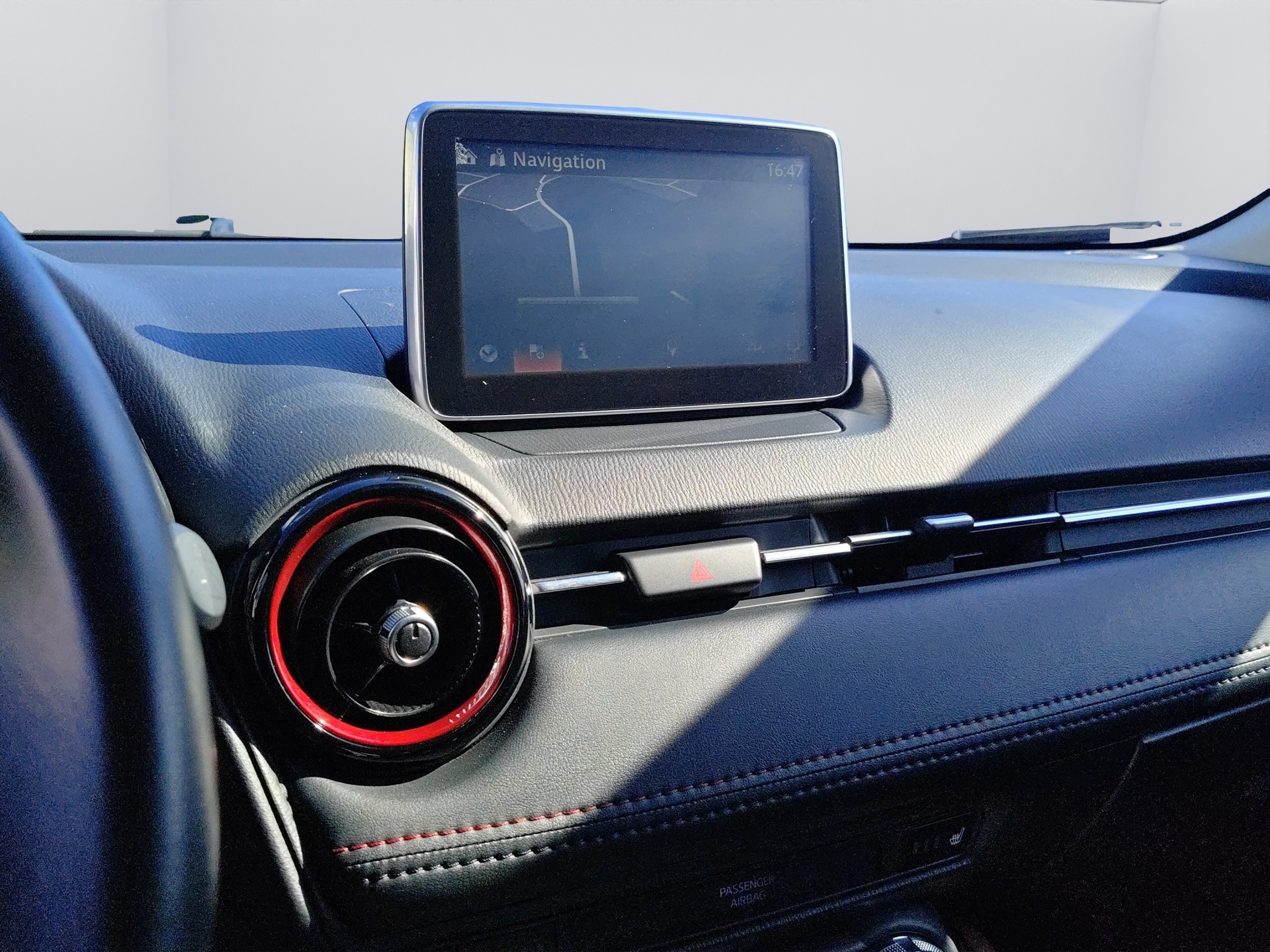 MAZDA CX-3 2.0 Revolution AWD-image-16