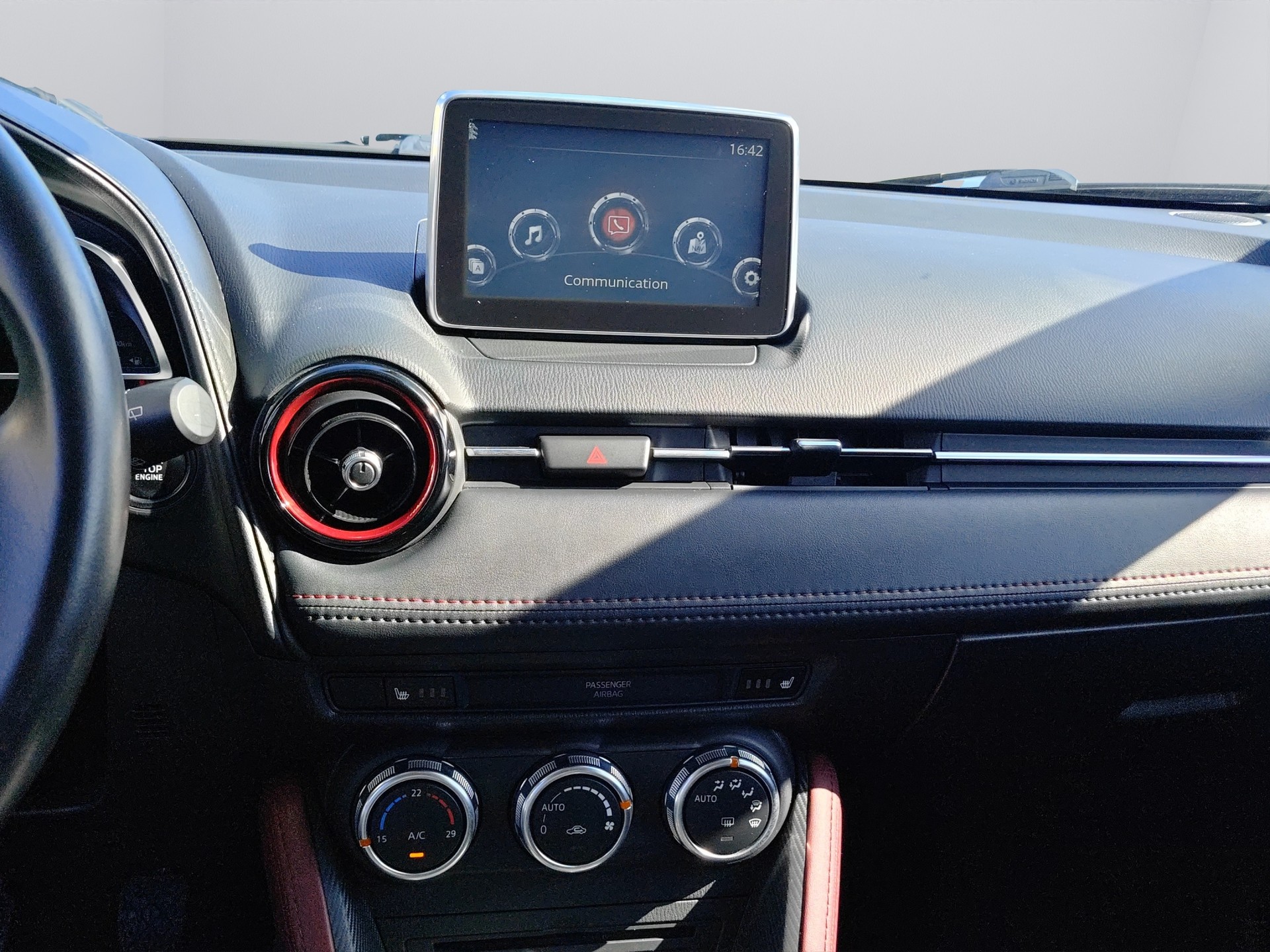 MAZDA CX-3 2.0 Revolution AWD-image-14