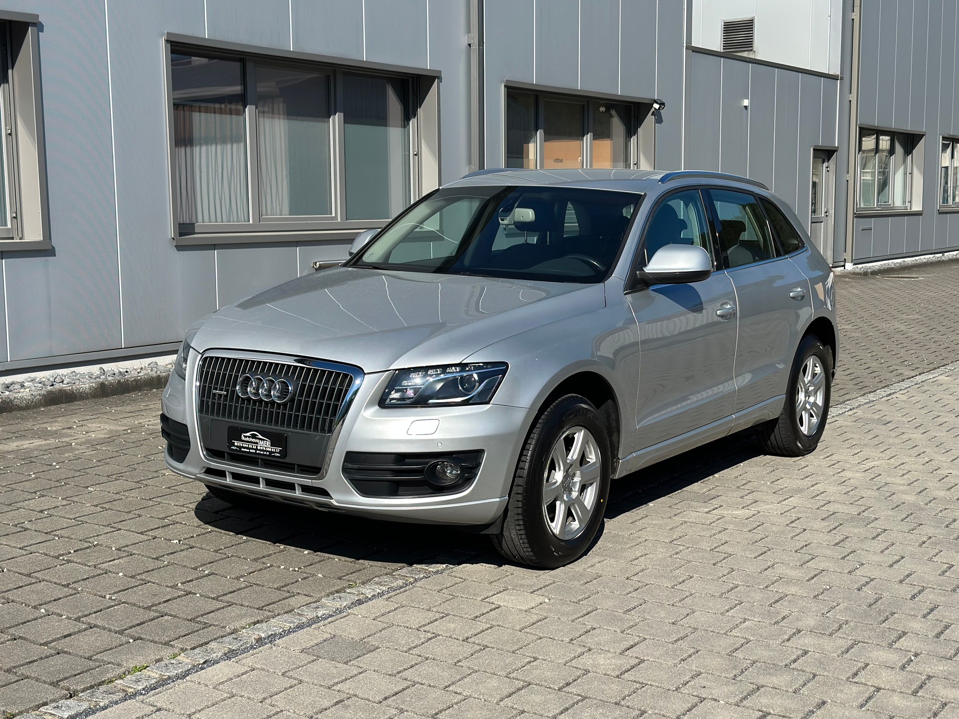 AUDI Q5 2.0 TDI quattro S-tronic-image-0