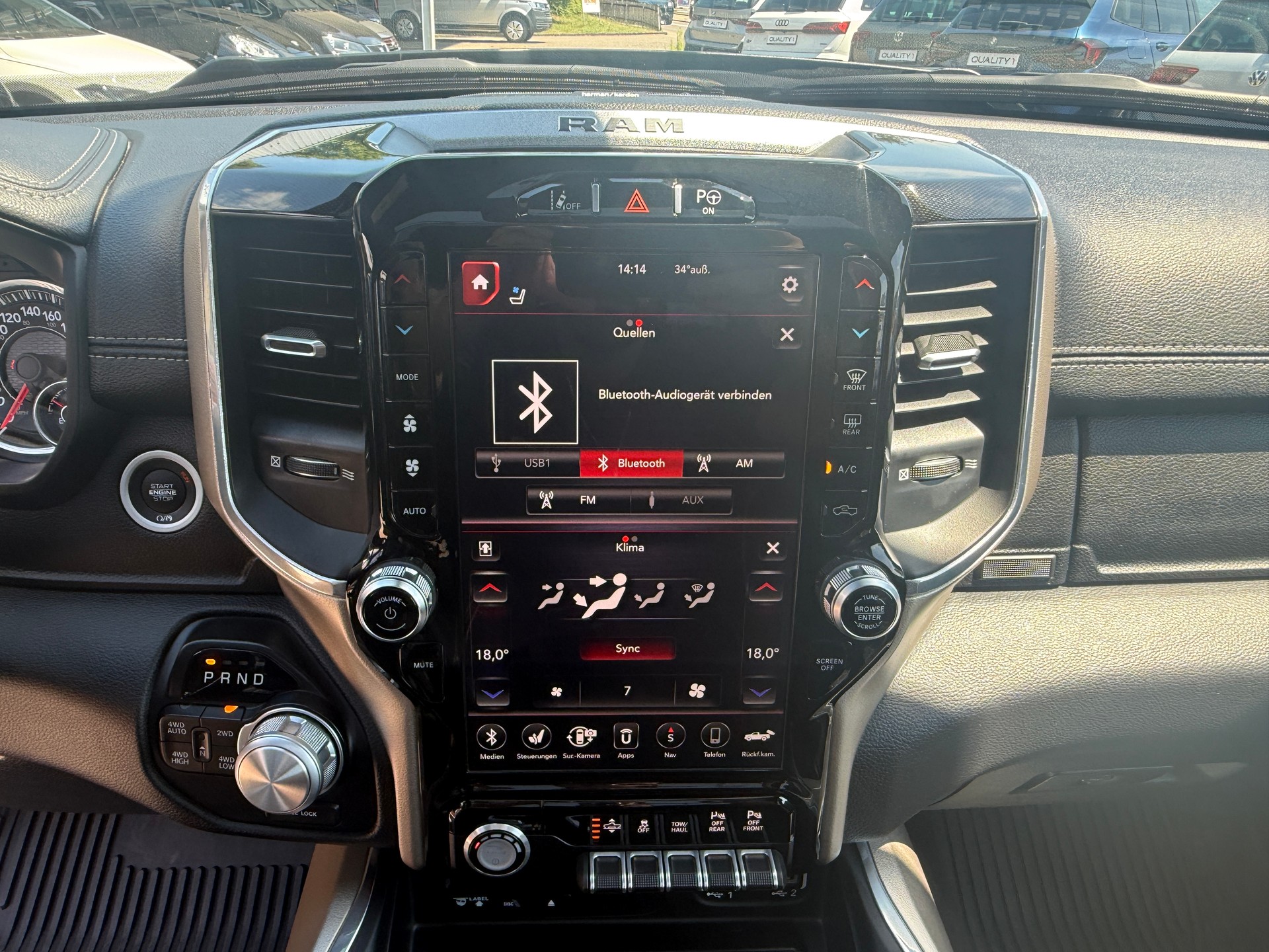 DODGE USA Ram 1500 Quad Kab. Pick-up HEMI MDS VVT Laramie 5.7, 396 PS-image-16