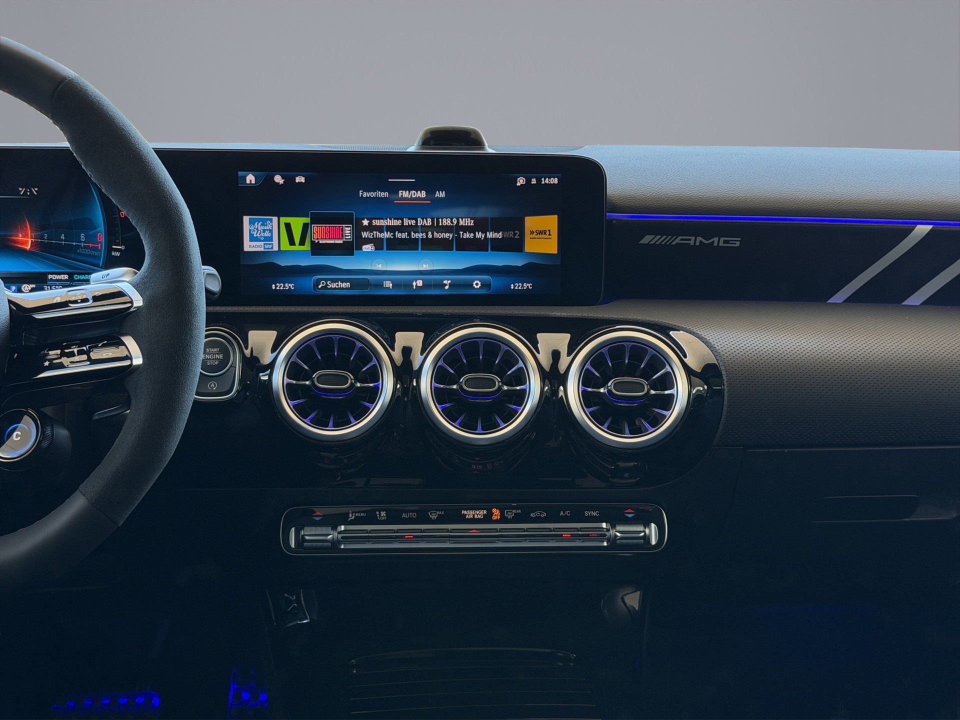 MERCEDES-BENZ A 35 AMG 4matic-image-13