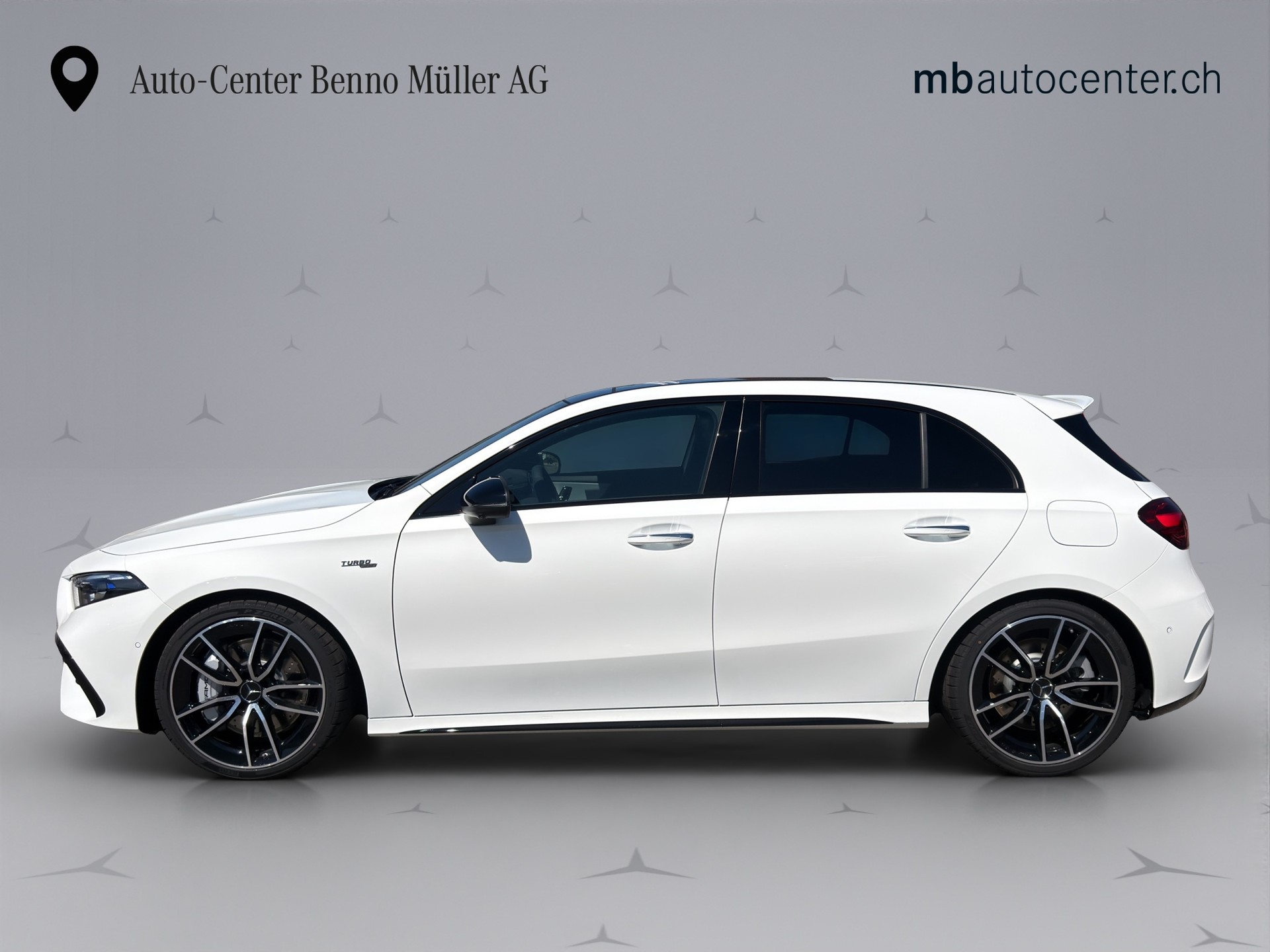 MERCEDES-BENZ A 35 AMG 4matic-showroom-element-2