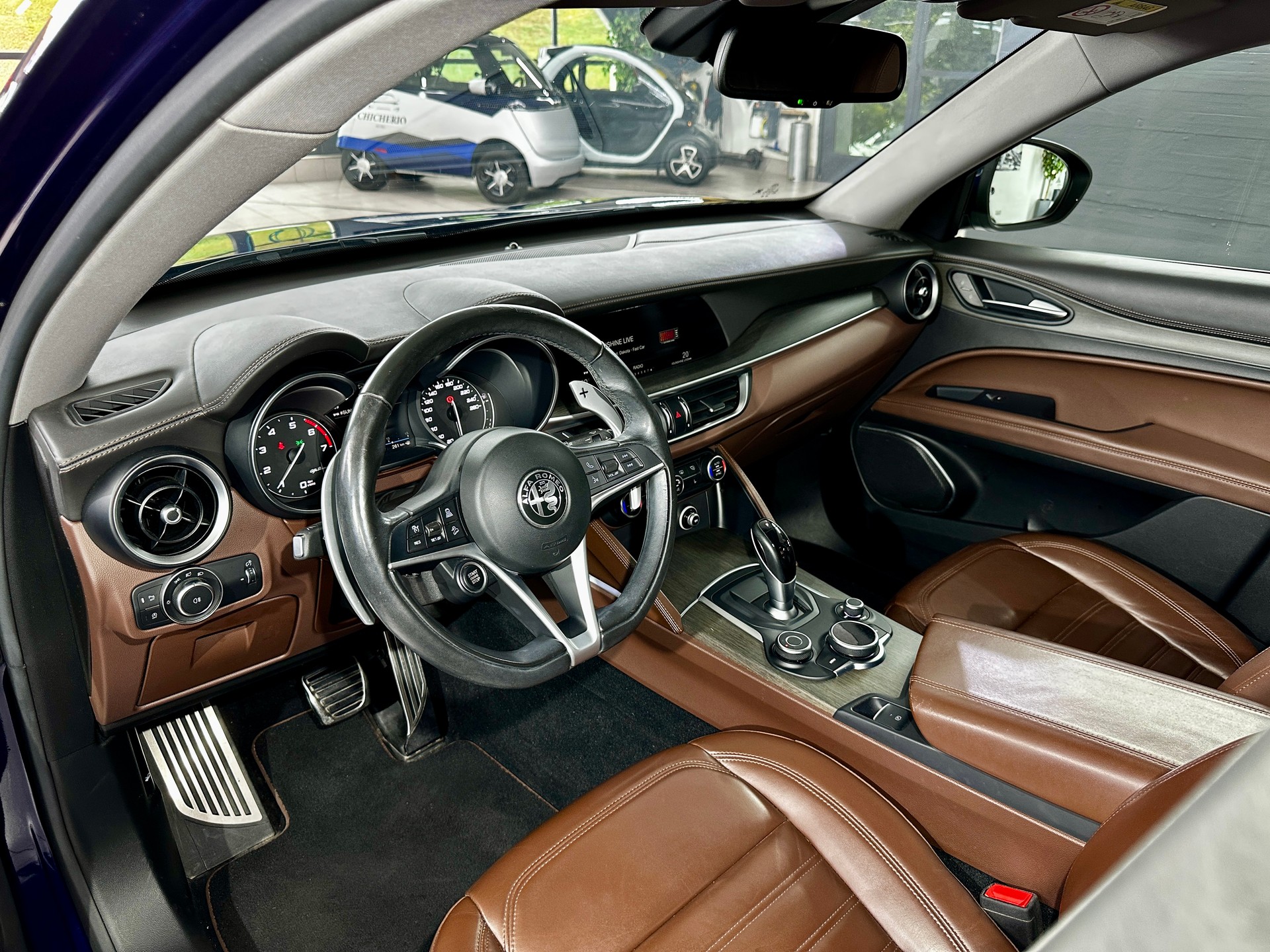 ALFA ROMEO Stelvio 2.0 Executive Q4 Automatic-image-11