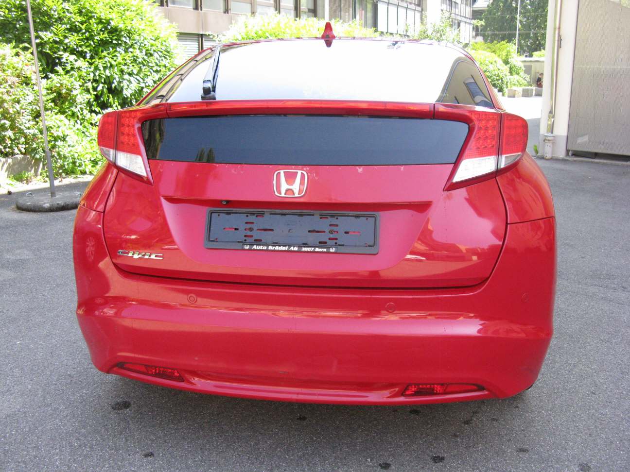 HONDA Civic 1.8i-VTEC 142 Executive-image-2