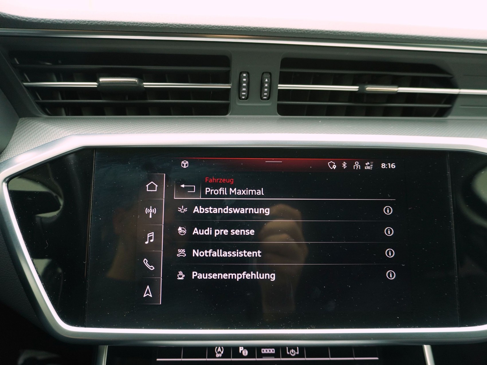 AUDI A6 Avant 40 TDI Sport S-Tronic-image-22