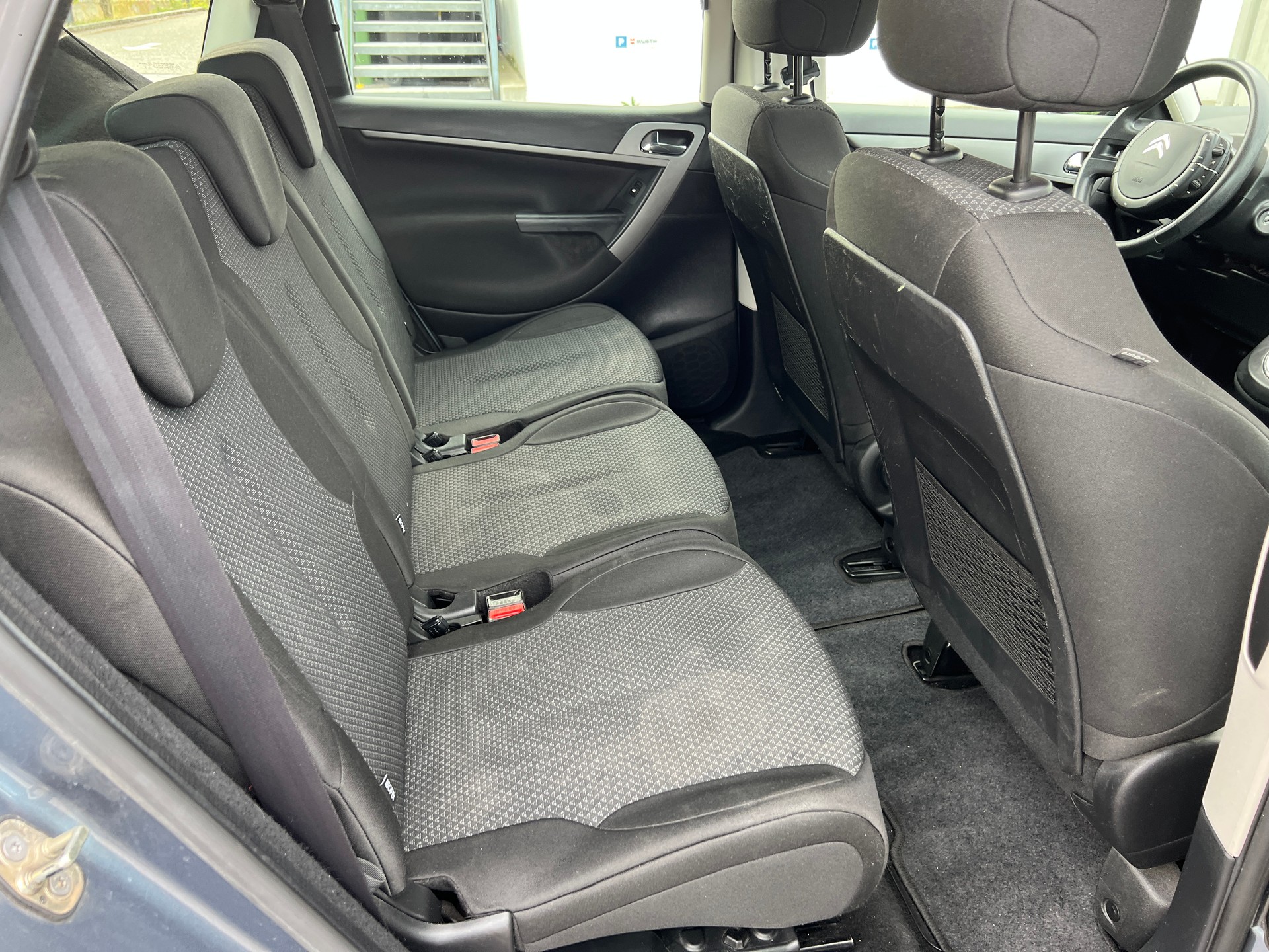 CITROEN C4 Picasso 1.6i 16V Swiss Style-image-11