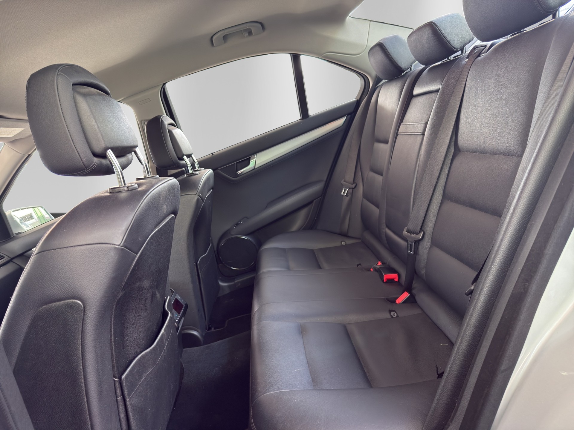 MERCEDES-BENZ C 350 Avantgarde 4Matic 7G-Tronic-image-13