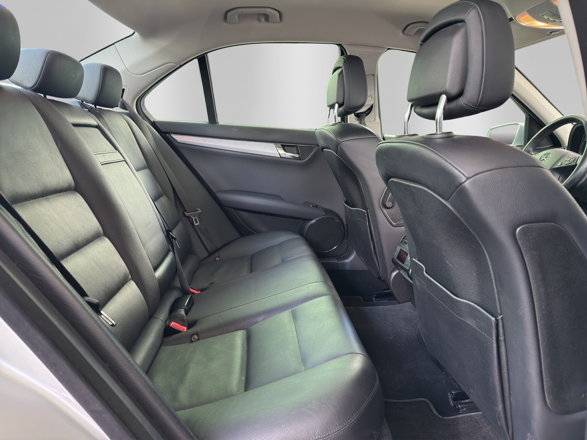 MERCEDES-BENZ C 350 Avantgarde 4Matic 7G-Tronic-image-15