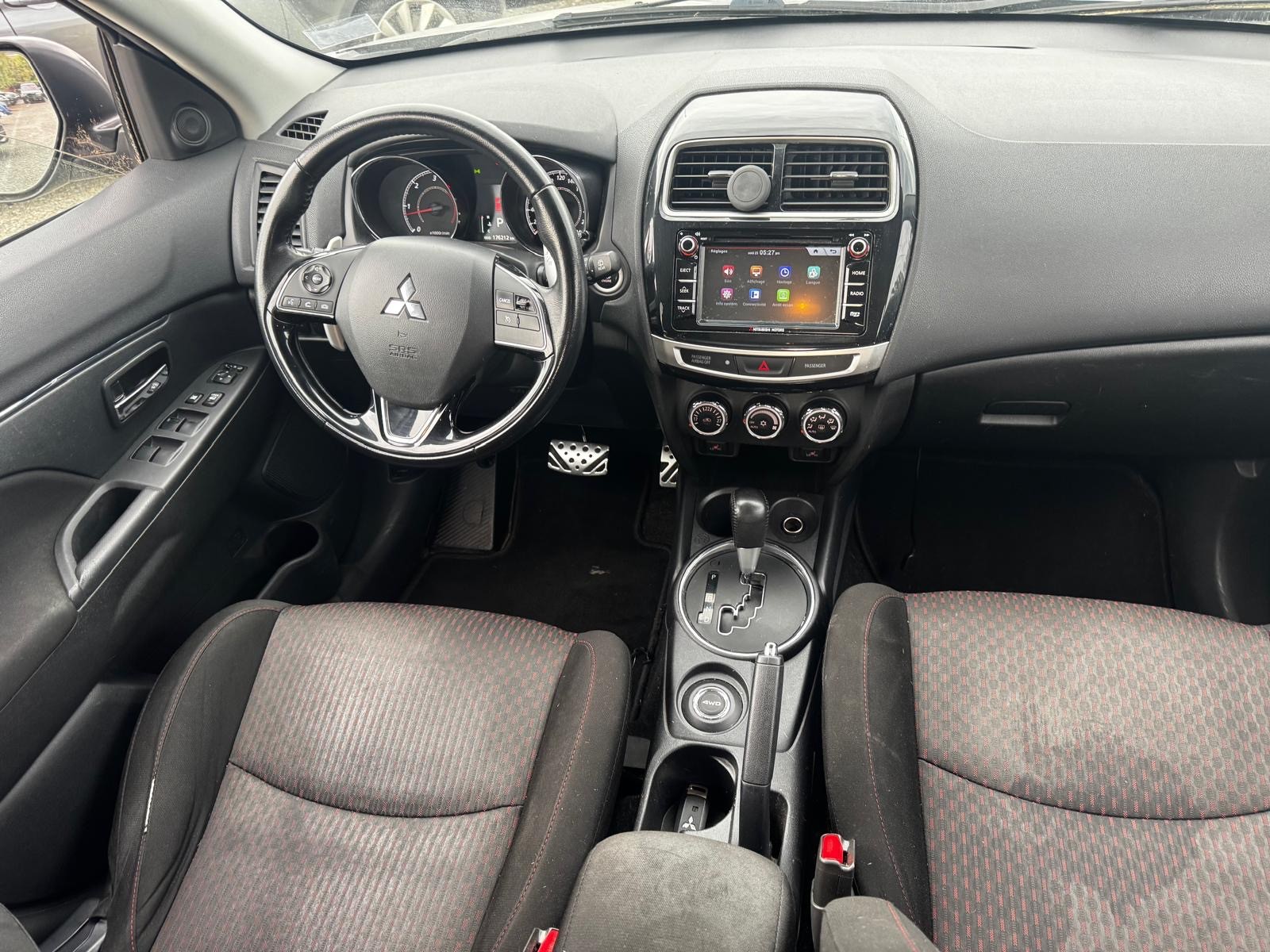 MITSUBISHI ASX 2.2 DID Style 4WD Automatic-image-8