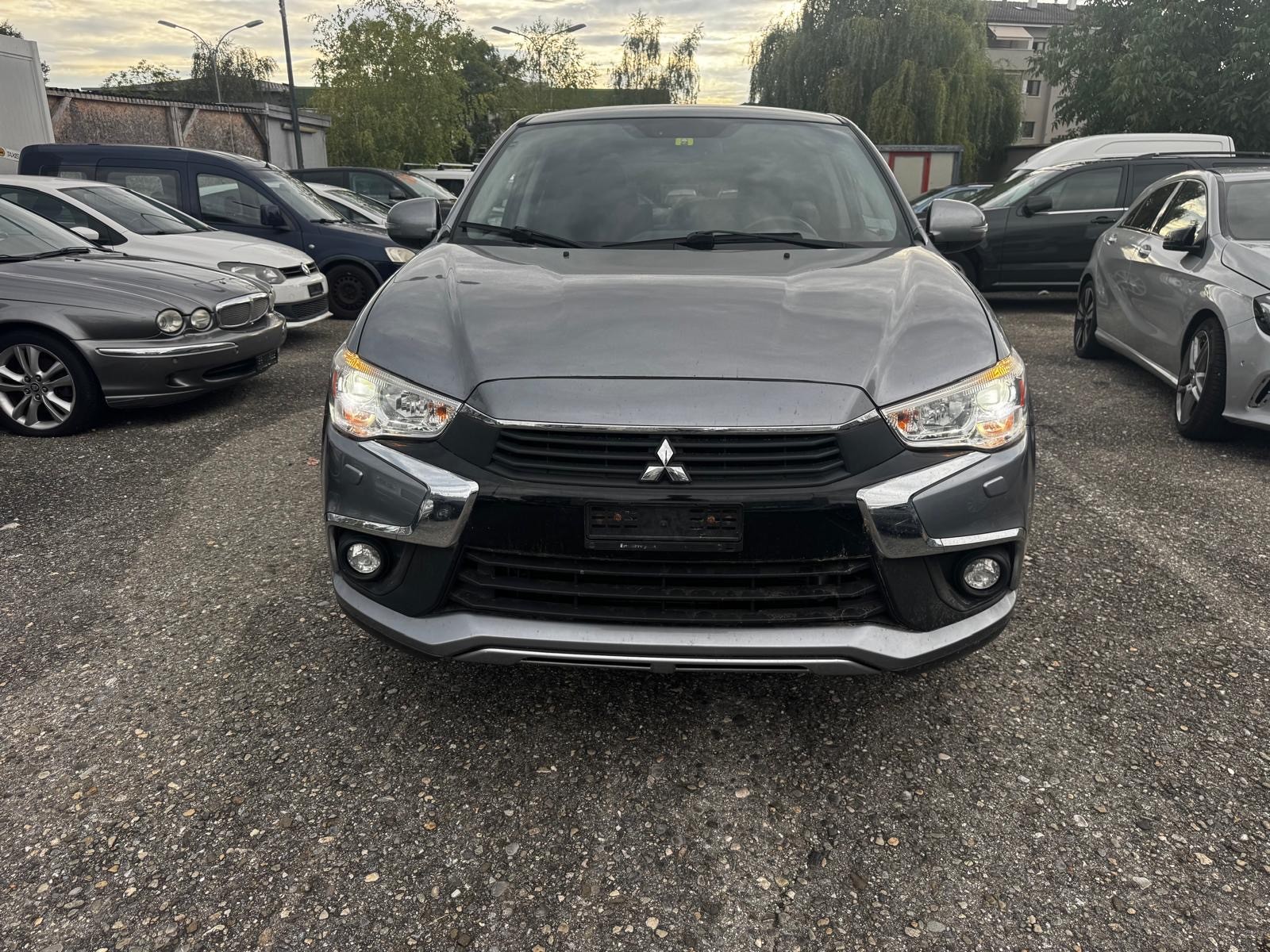 MITSUBISHI ASX 2.2 DID Style 4WD Automatic-image-2