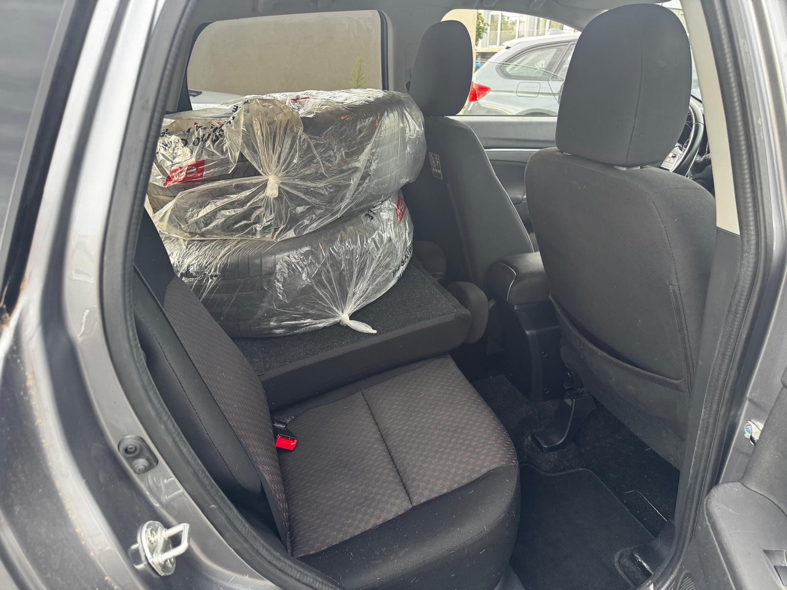 MITSUBISHI ASX 2.2 DID Style 4WD Automatic-image-7