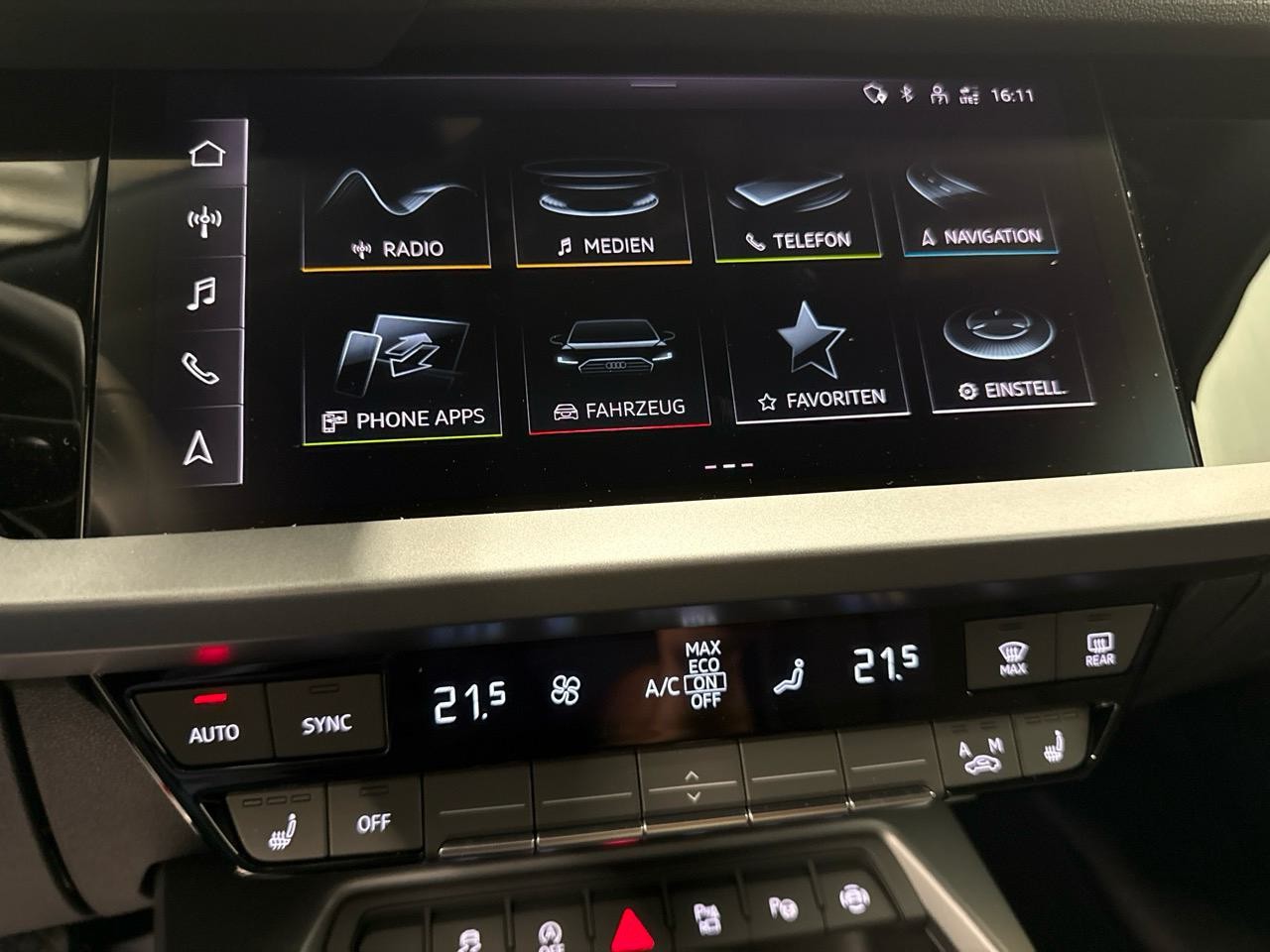 AUDI A3 Sportback 35 TFSI Attraction S-tronic-image-7