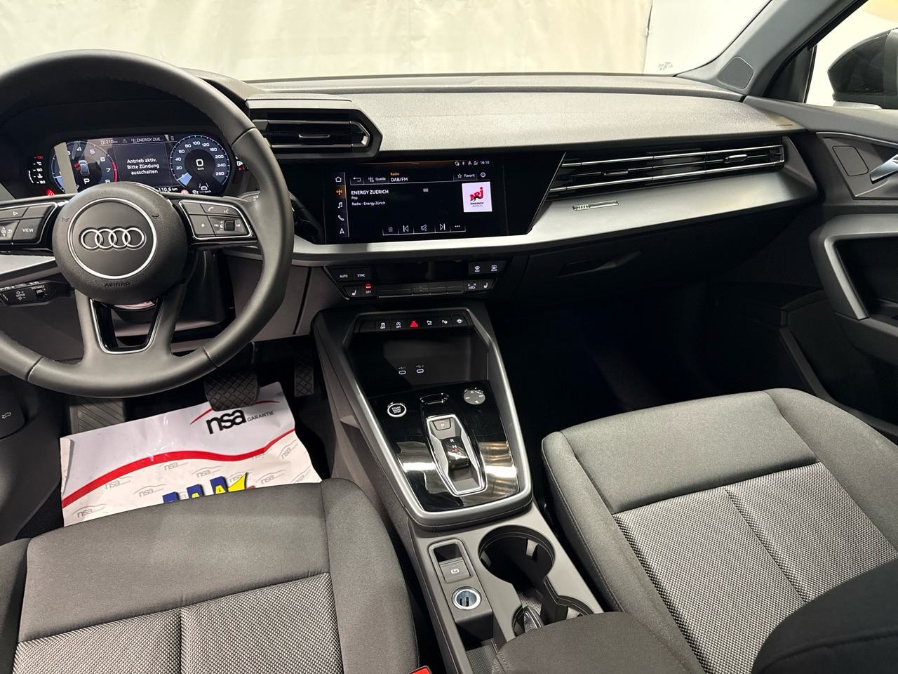 AUDI A3 Sportback 35 TFSI Attraction S-tronic-image-5
