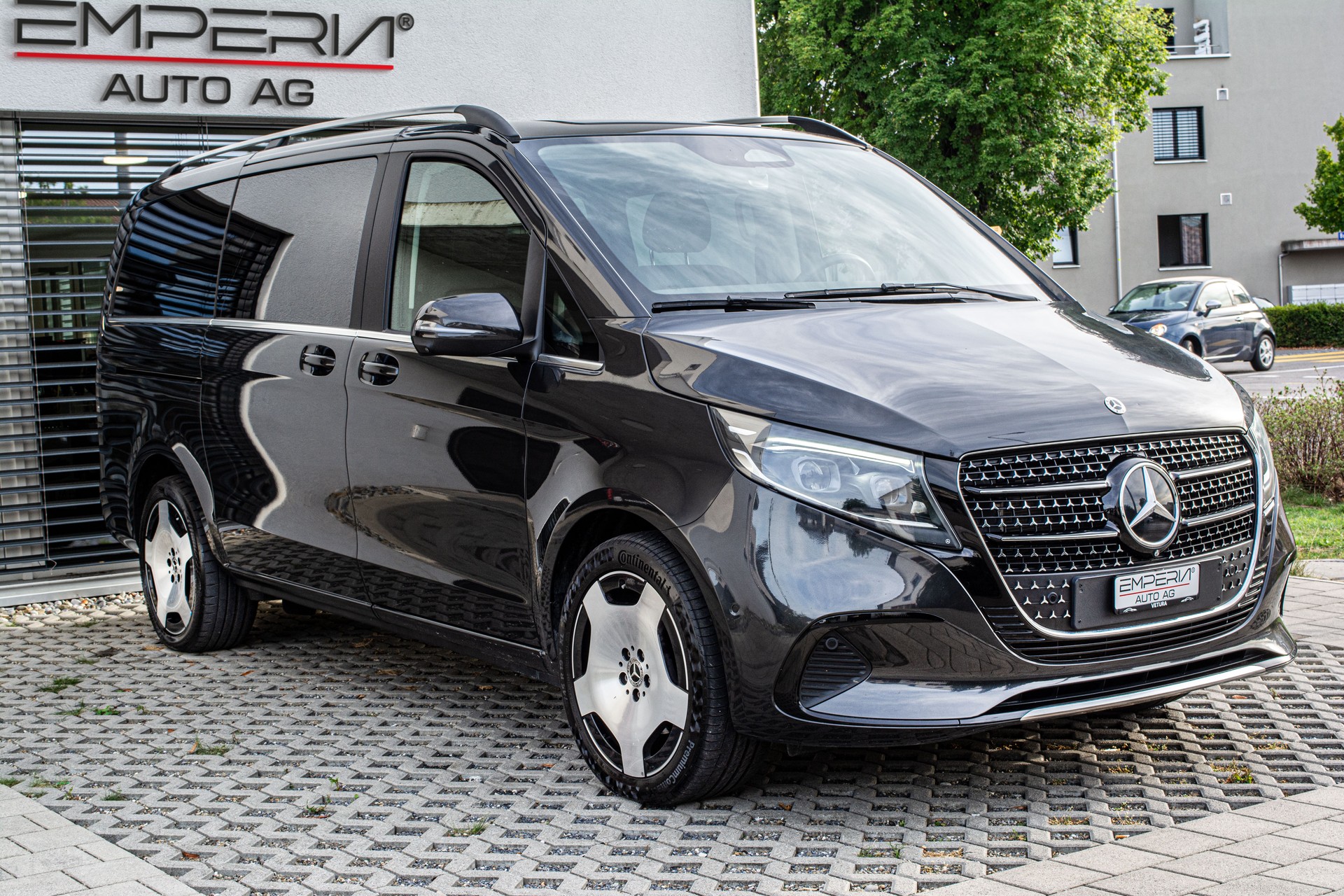 MERCEDES-BENZ V 300 d lang Avantgarde 4Matic 9G-Tronic-image-5