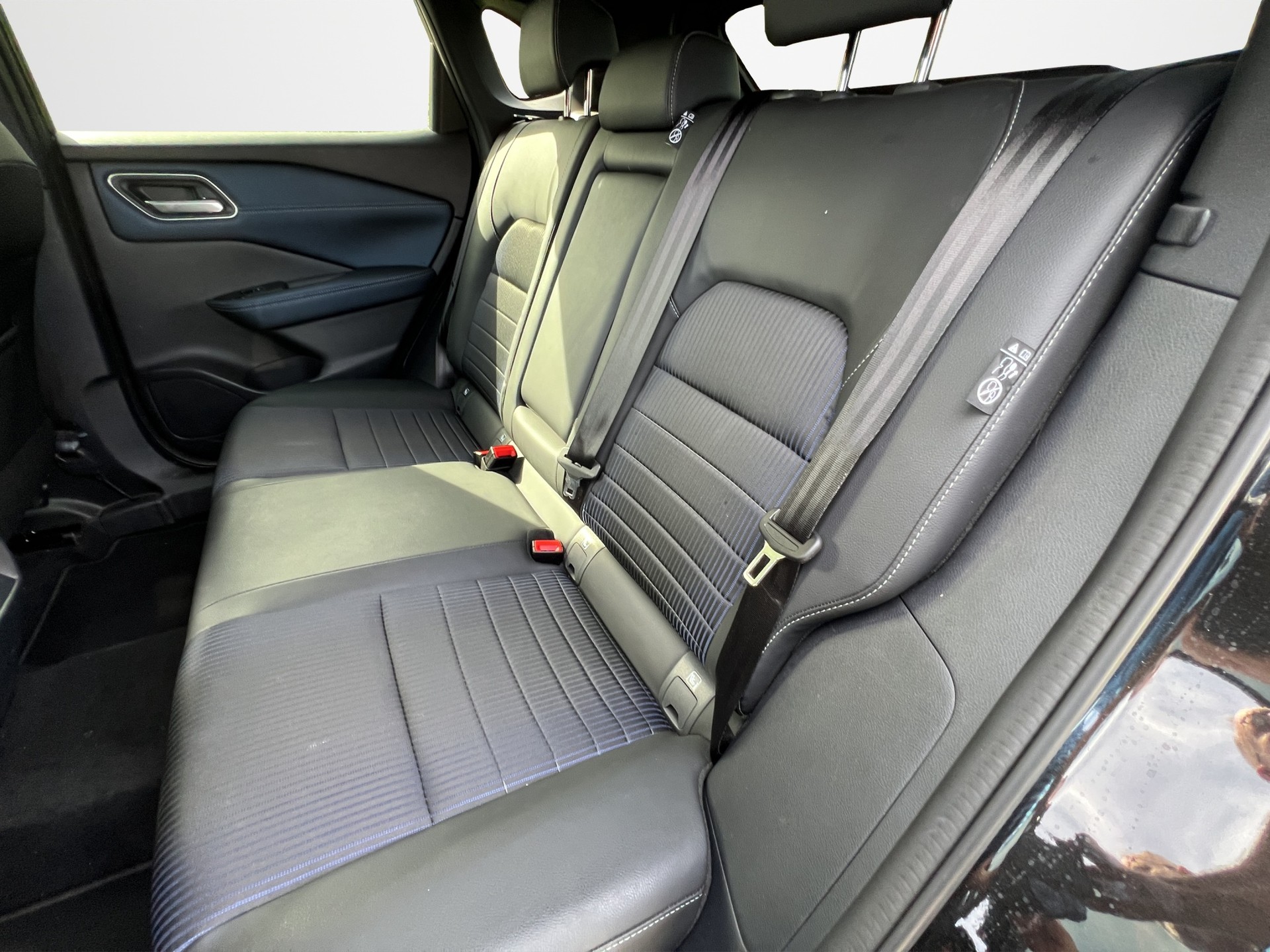 NISSAN Qashqai 1.5 VC-T Tekna-image-11