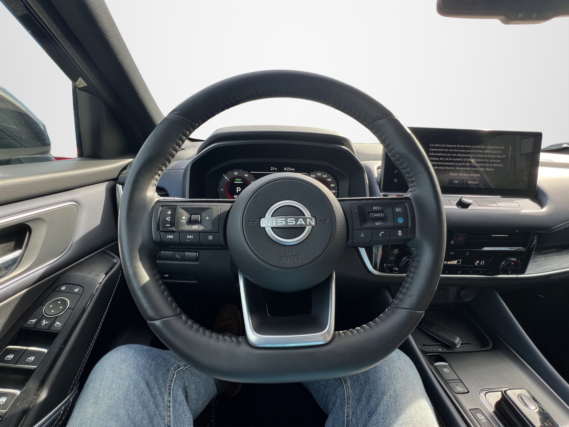 NISSAN Qashqai 1.5 VC-T Tekna-image-9