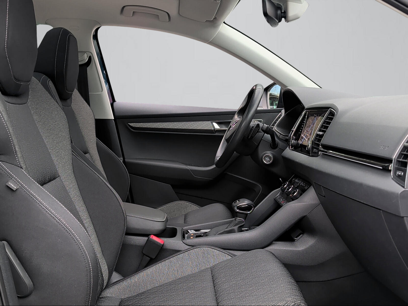 SKODA Karoq 1.5 TSI Style DSG-image-6