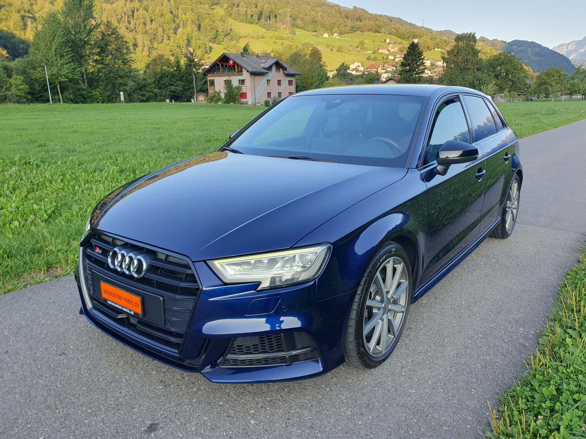 AUDI S3 Sportback 2.0 T FSI quattro S-Tronic-image-3