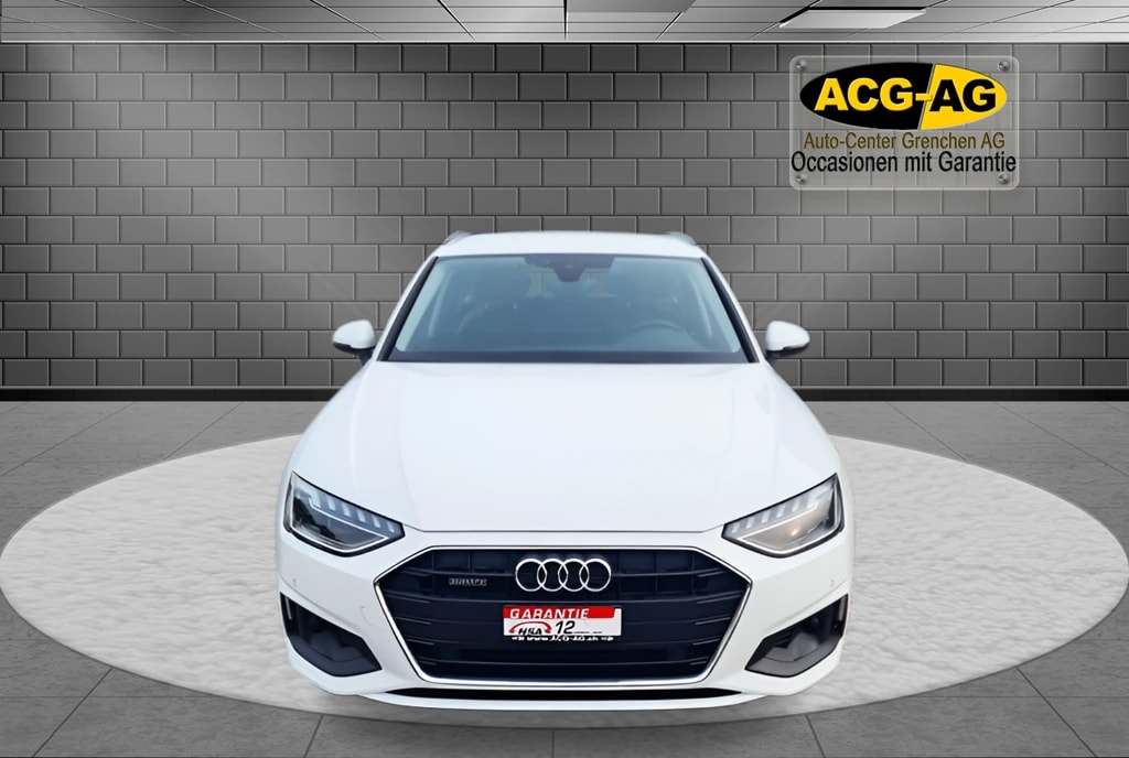 AUDI A4 Avant 40 TDI Attraction quattro S-tronic ** 204 PS ** Gr-Navi ** Sitzheizung ** Tempomat ** mit Gratis Service Paket **-image-1
