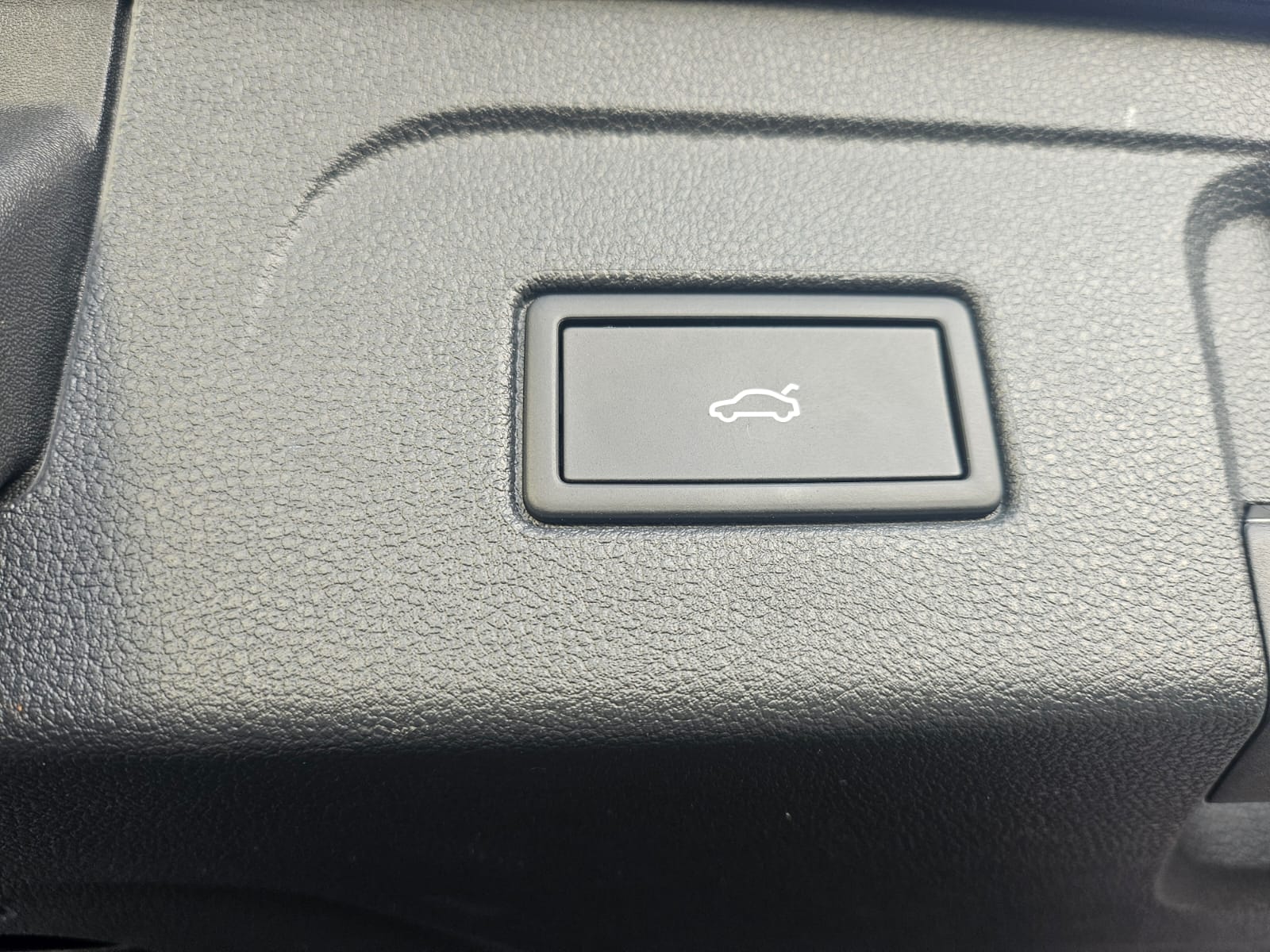 VW Touran 1.5 TSI EVO Highline DSG BESCHADIG ENDOMMAGE-image-12