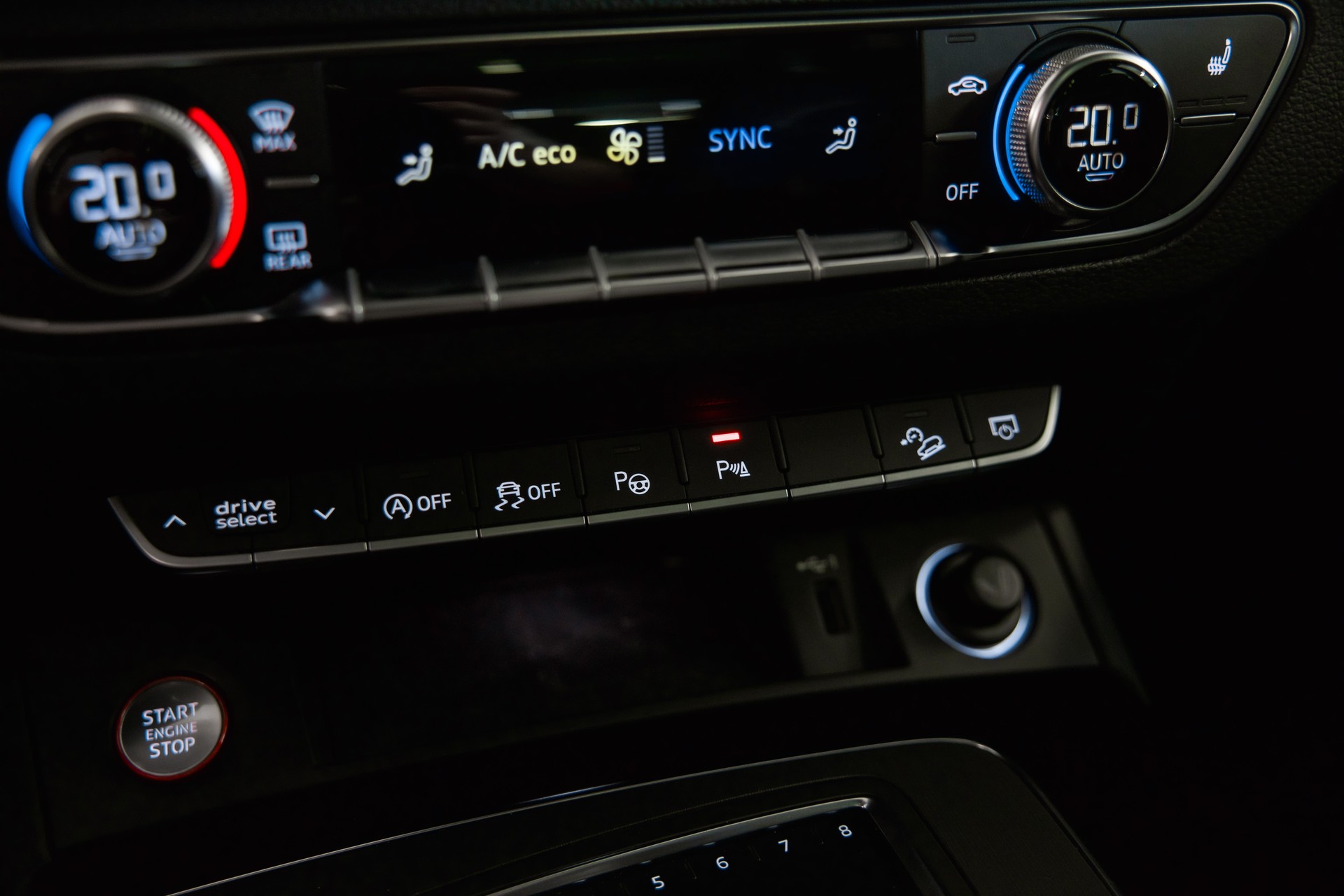 AUDI SQ5 3.0 TFSI quattro S-tronic *CH-FHZ*-image-36
