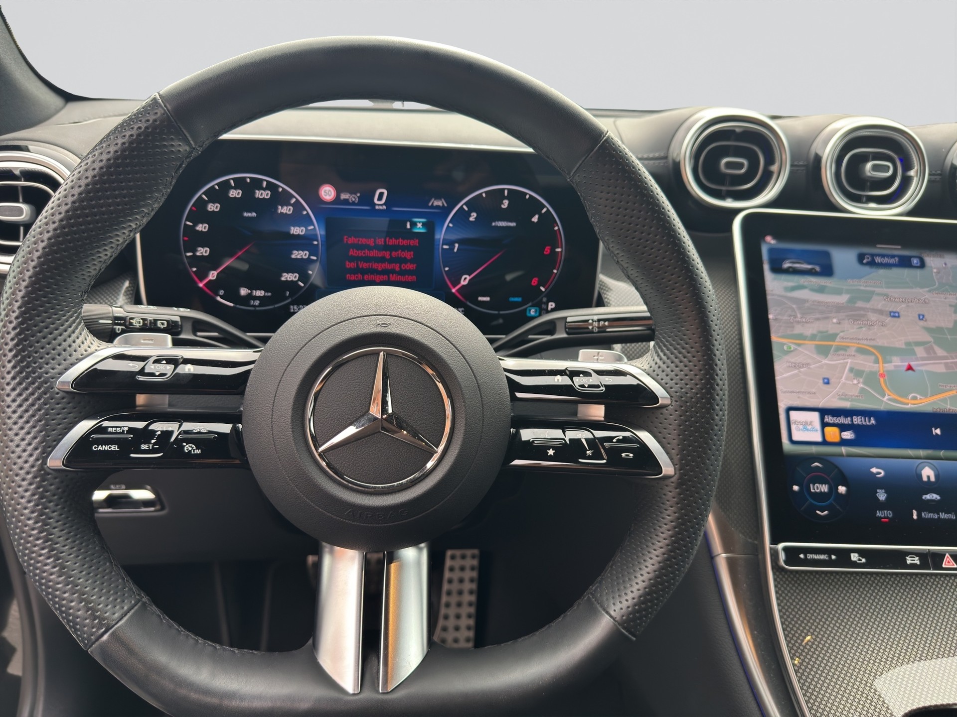 MERCEDES-BENZ GLC 220 d 4Matic 9G-Tronic AMG Line-image-13