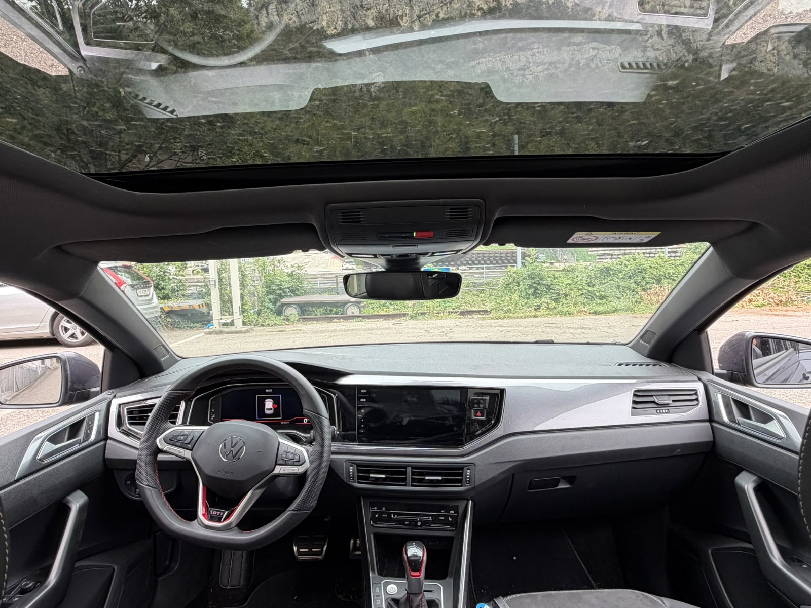 VW Polo 2.0 TSI GTI DSG-image-7