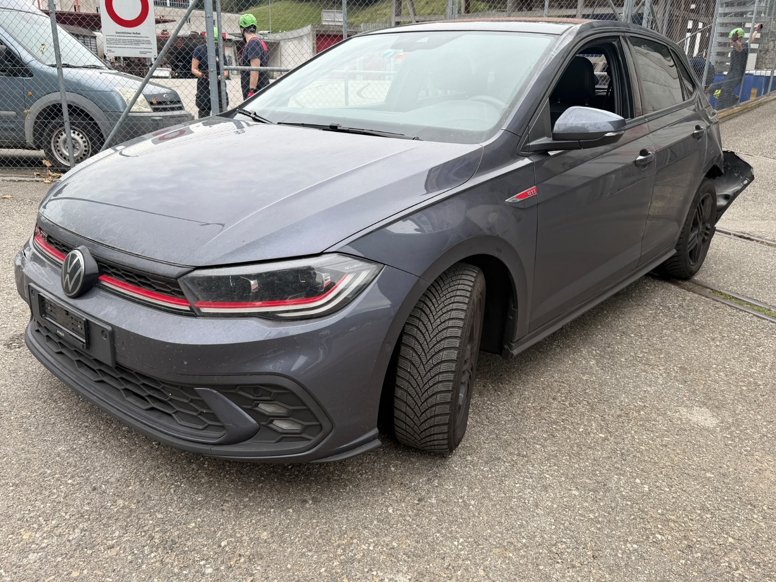 VW Polo 2.0 TSI GTI DSG-image-8
