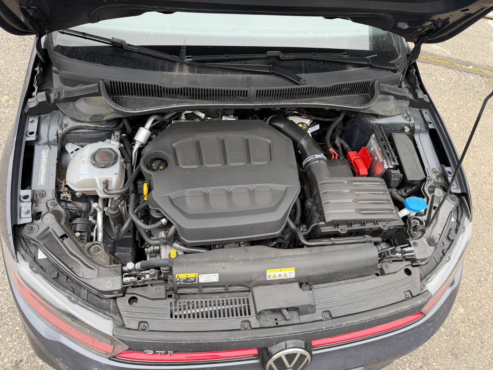 VW Polo 2.0 TSI GTI DSG-image-9