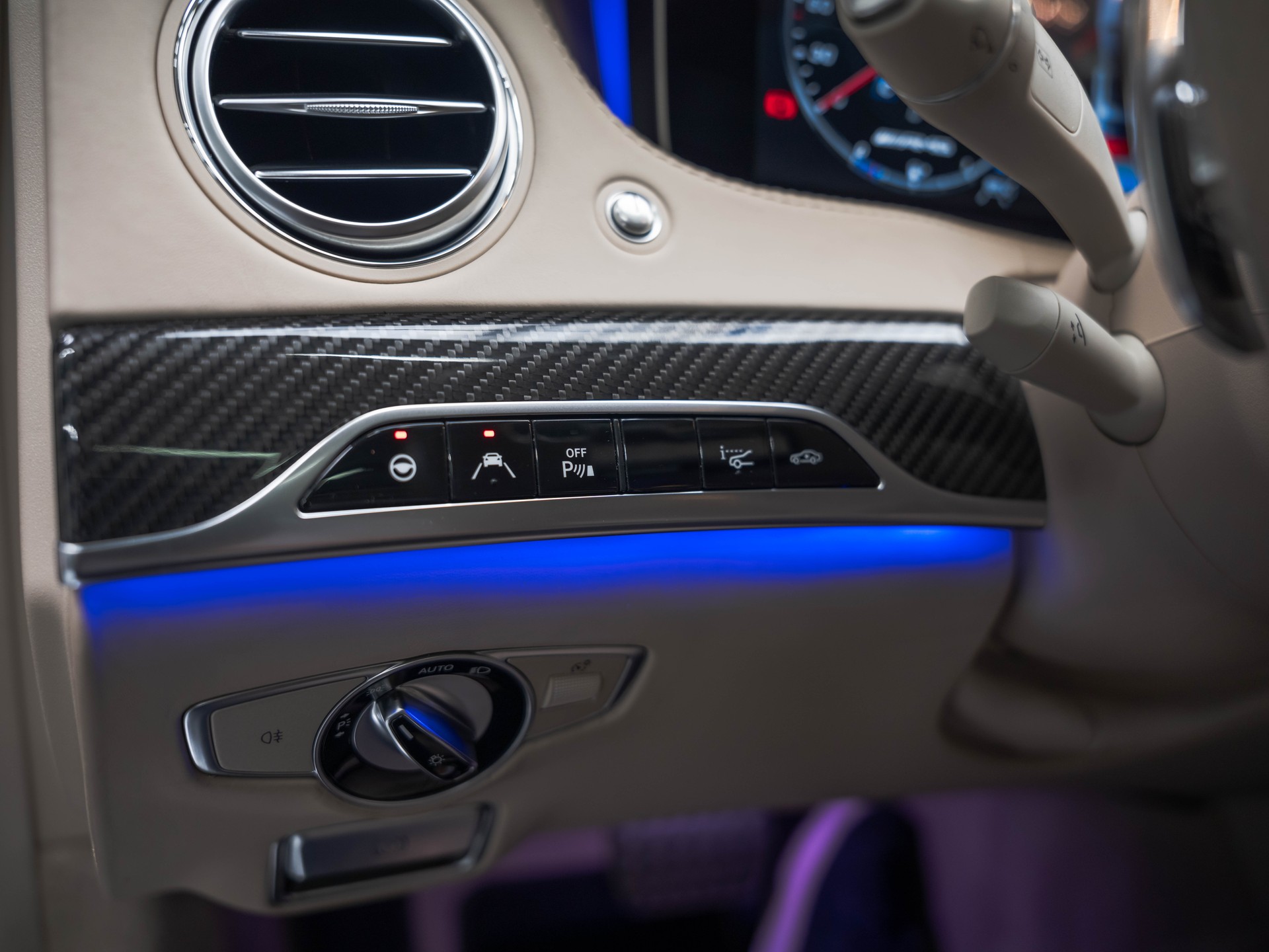 MERCEDES-BENZ S 63 AMG L 4Matic+ 9G-Tronic-image-29