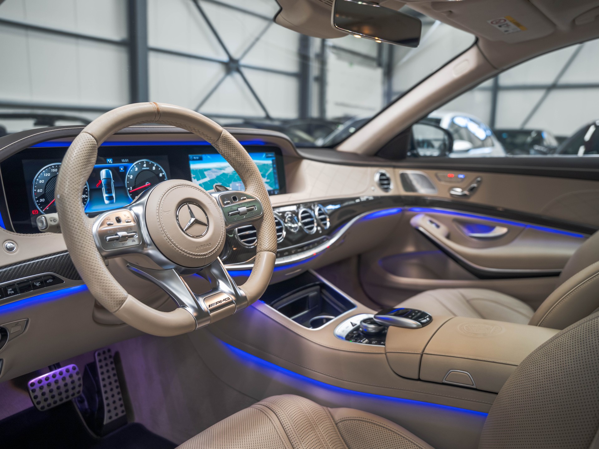 MERCEDES-BENZ S 63 AMG L 4Matic+ 9G-Tronic-image-7