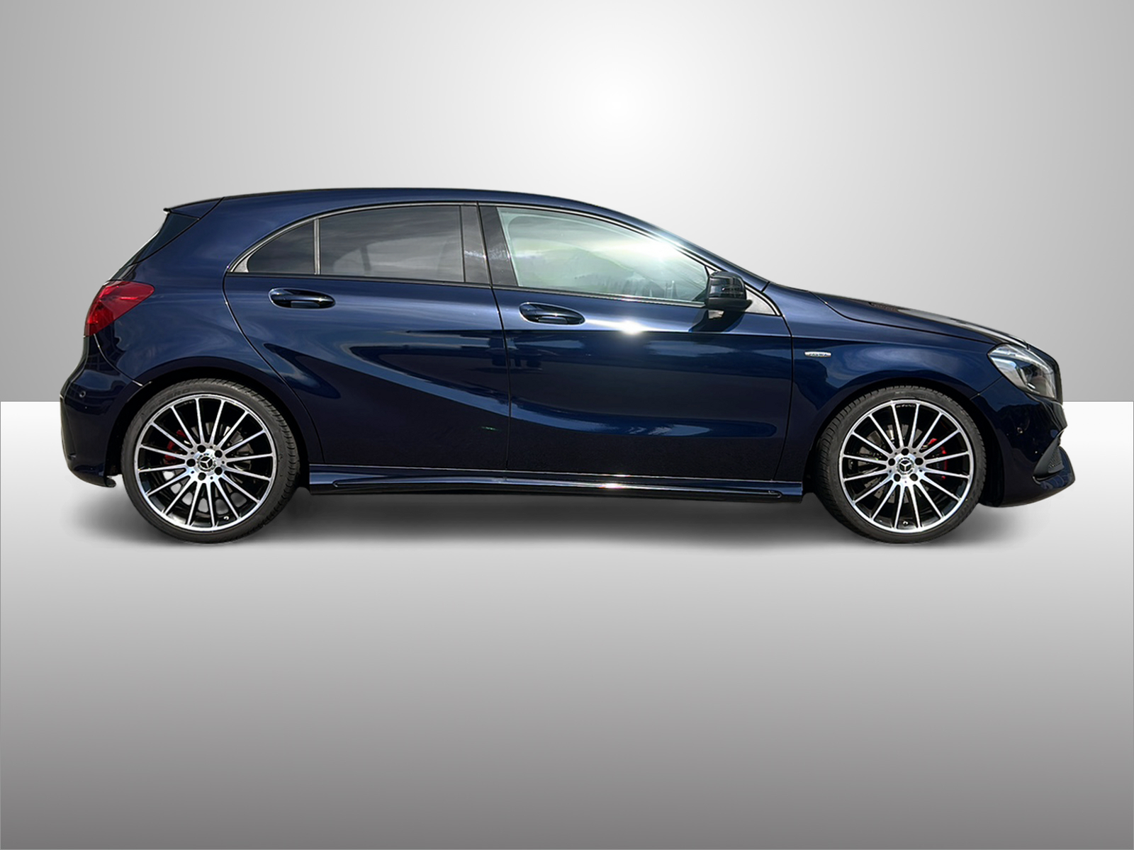MERCEDES-BENZ A 250 Sport 4Matic 7G-DCT-image-8