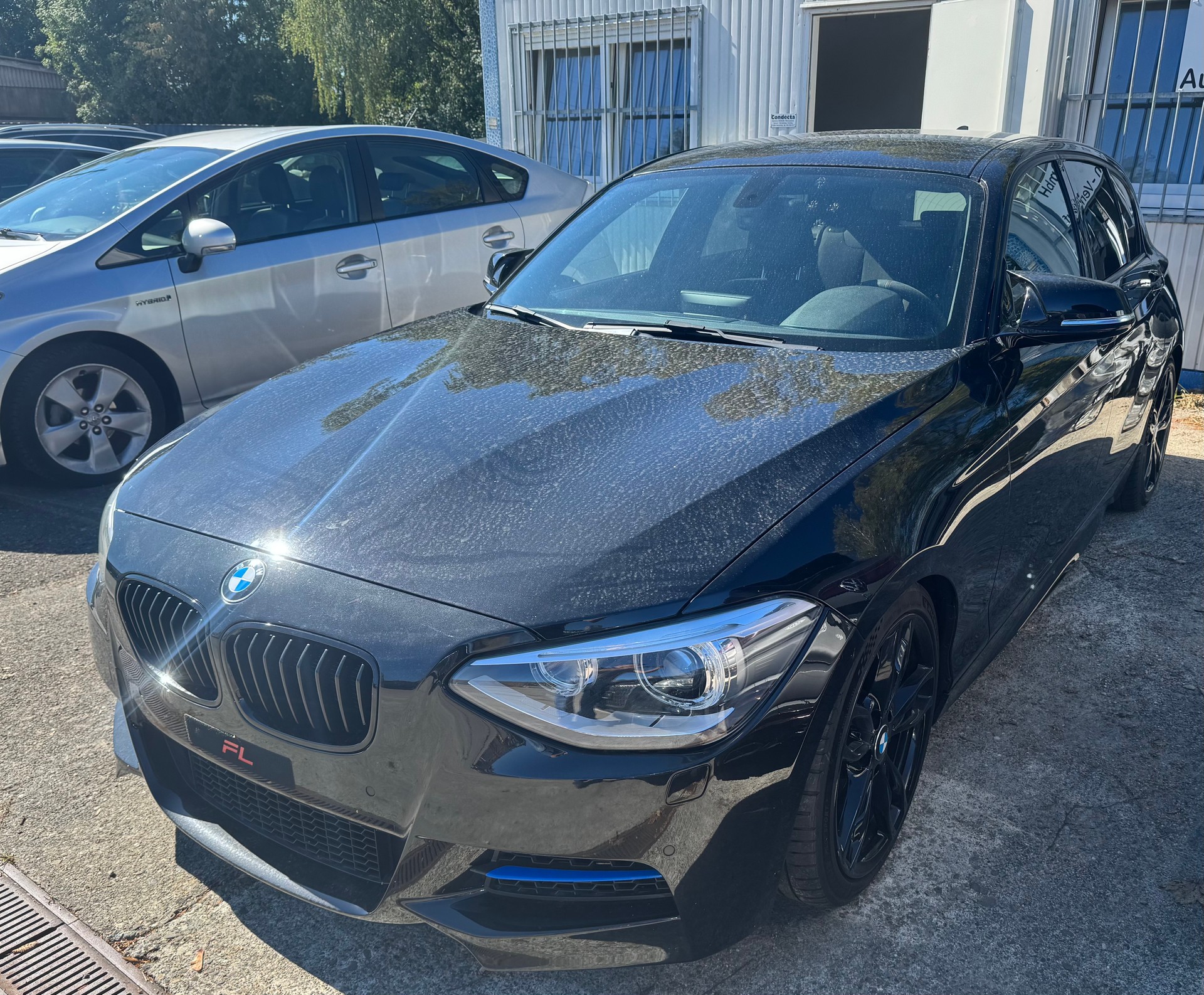 BMW M135i xDrive Steptronic-image-1