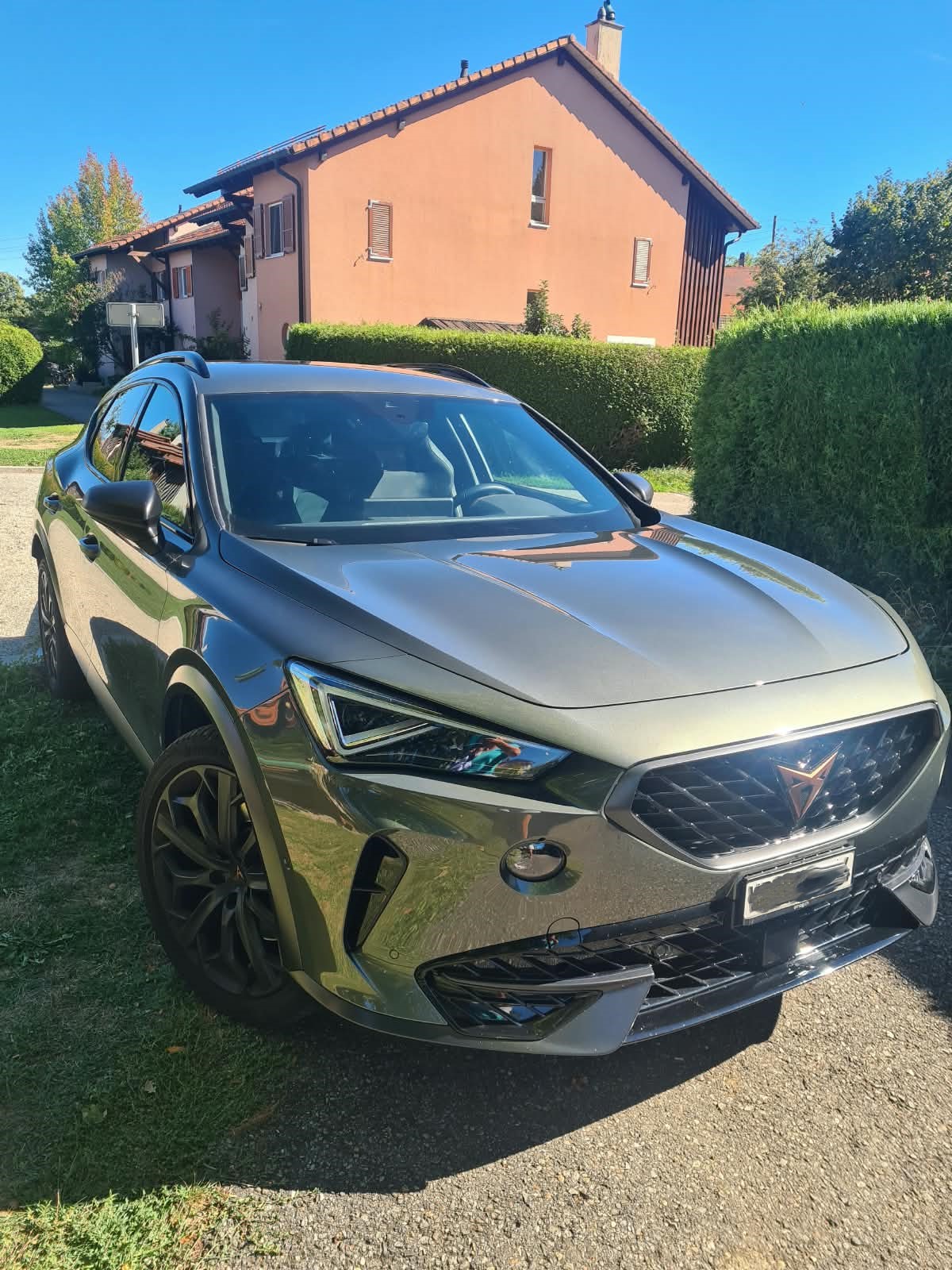 CUPRA 2.0 TSI VZ Tribe Edition DSG-image-0