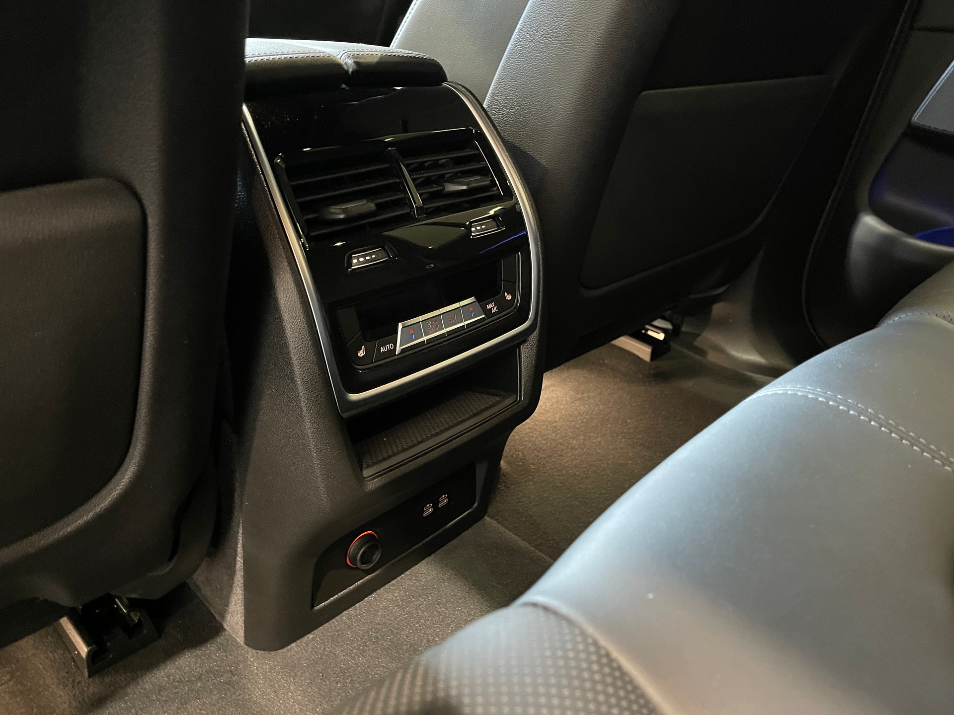 BMW X5 xDrive 48V M60i M Sport Pro Steptronic *DRAVITGRAU*-image-13