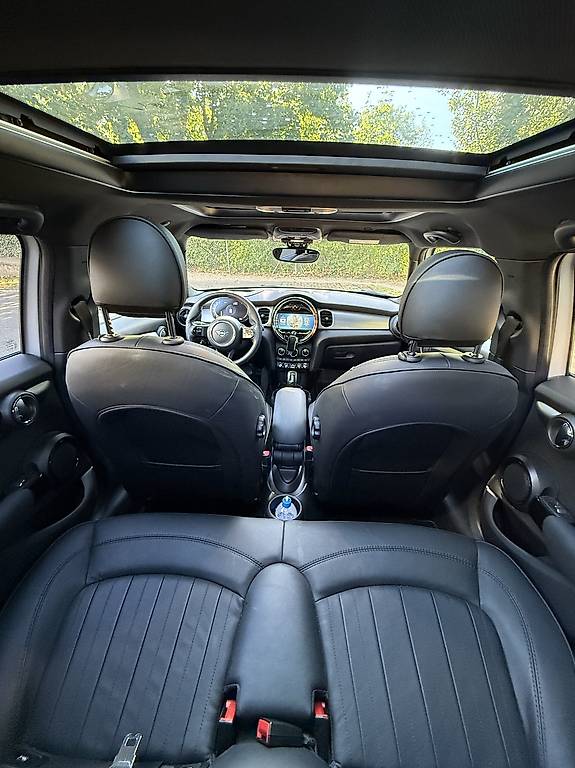 MINI COOPER-image-4