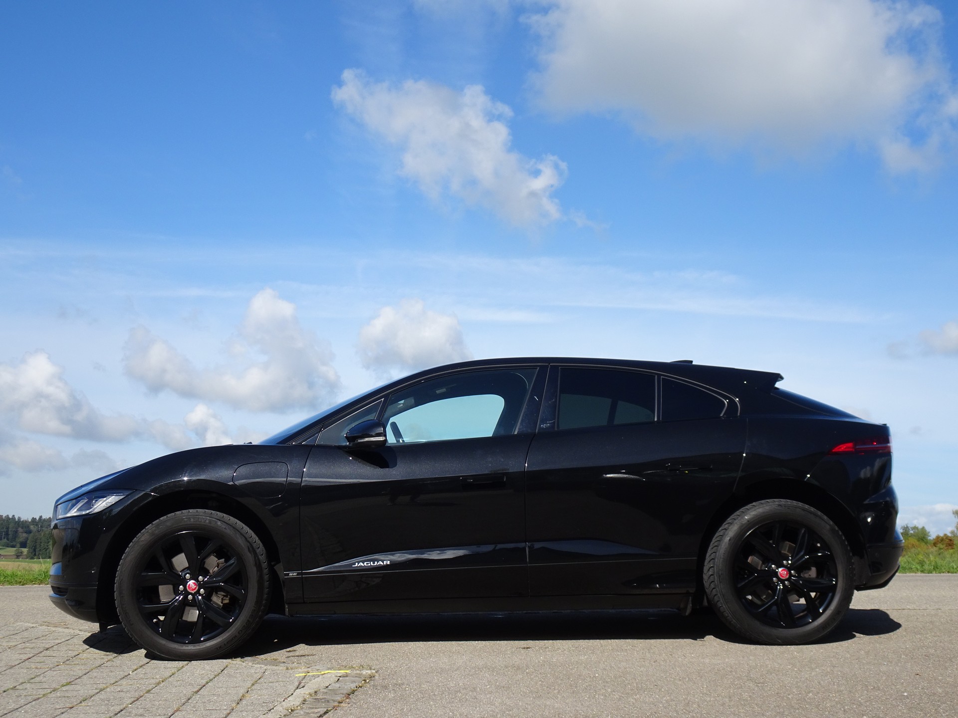 JAGUAR I-Pace EV400 HSE AWD-image-1