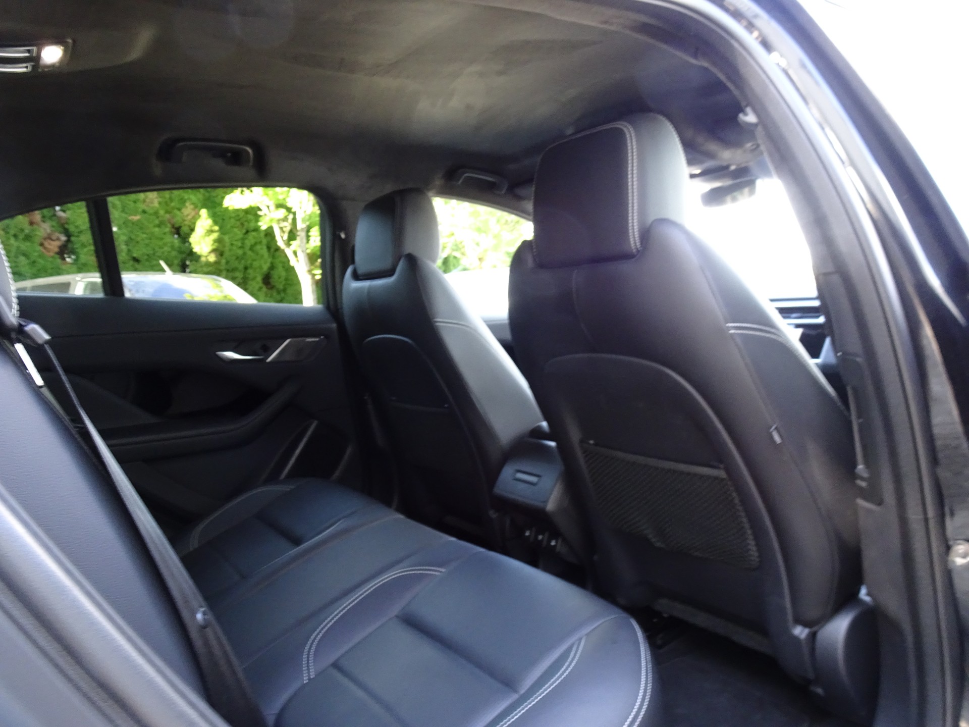 JAGUAR I-Pace EV400 HSE AWD-image-10