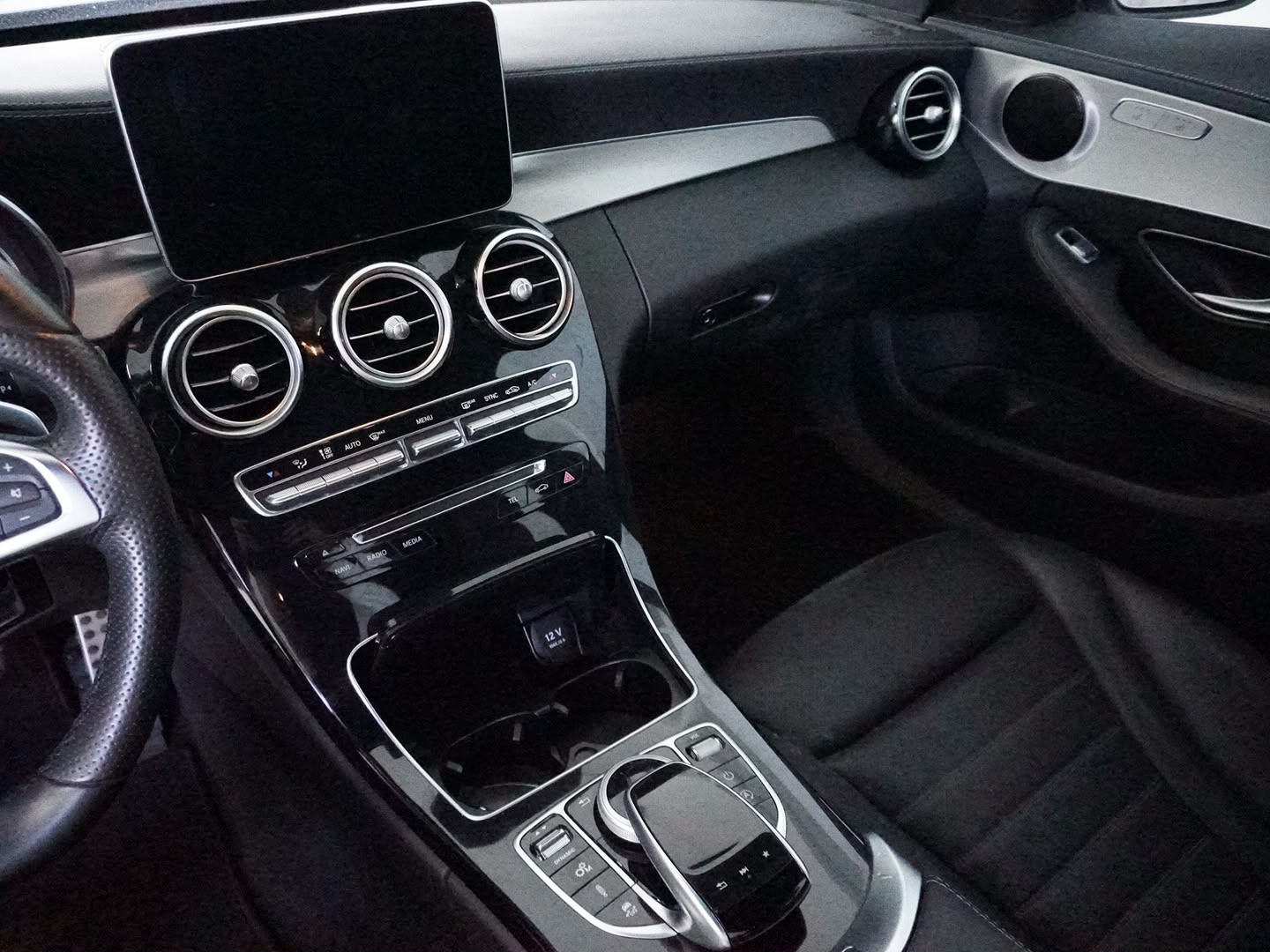 MERCEDES-BENZ C 43 AMG 4Matic 9G-Tronic-image-3